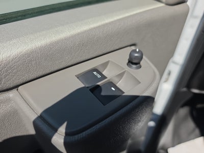 2024 Chevrolet Express Passenger LS
