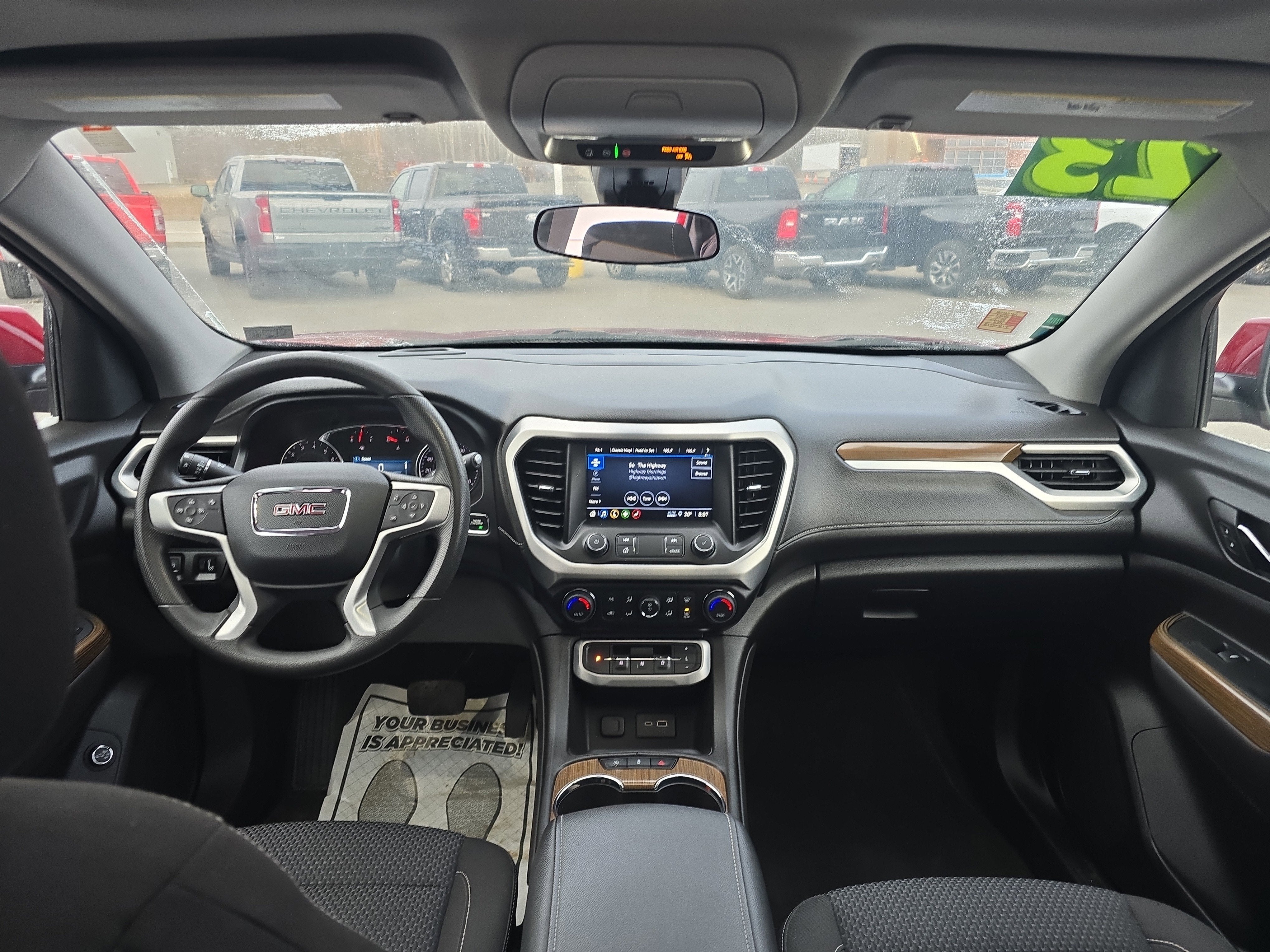 2023 GMC Acadia SLE