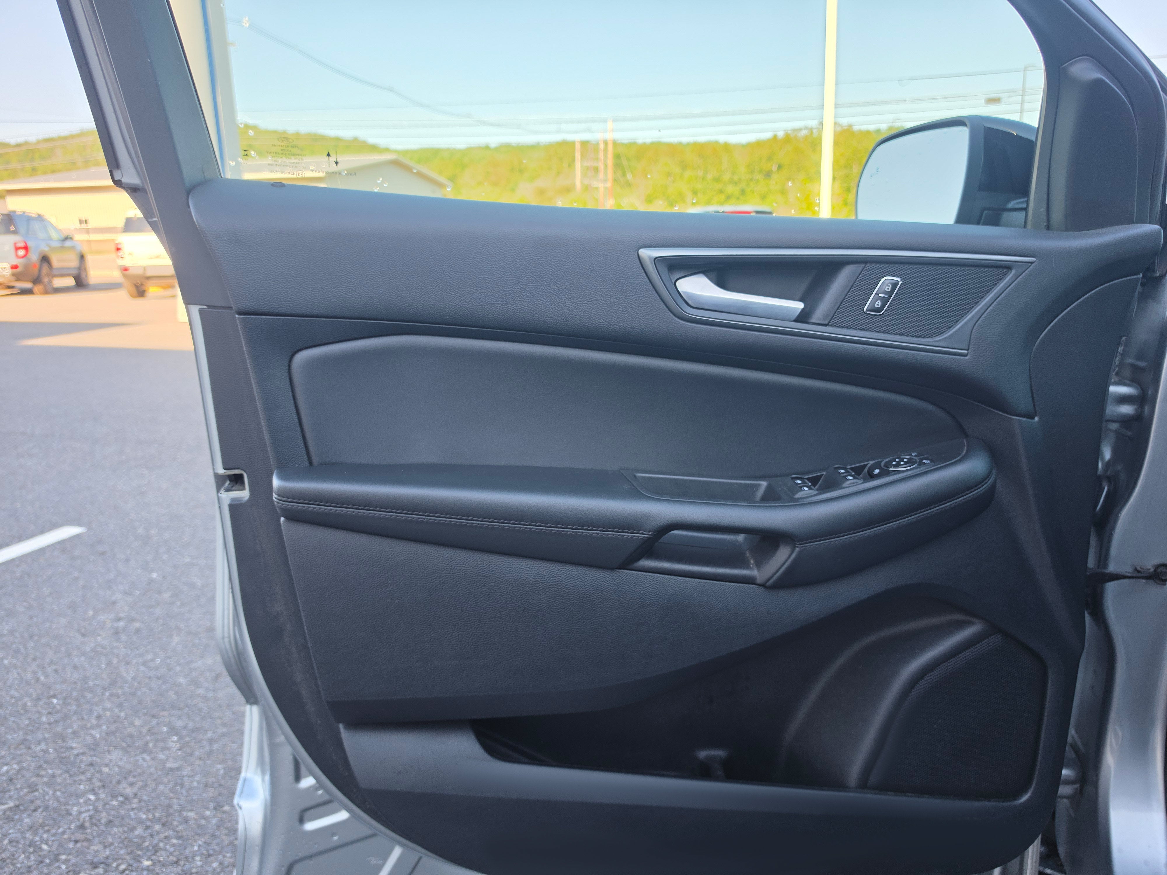 2024 Ford Edge SE