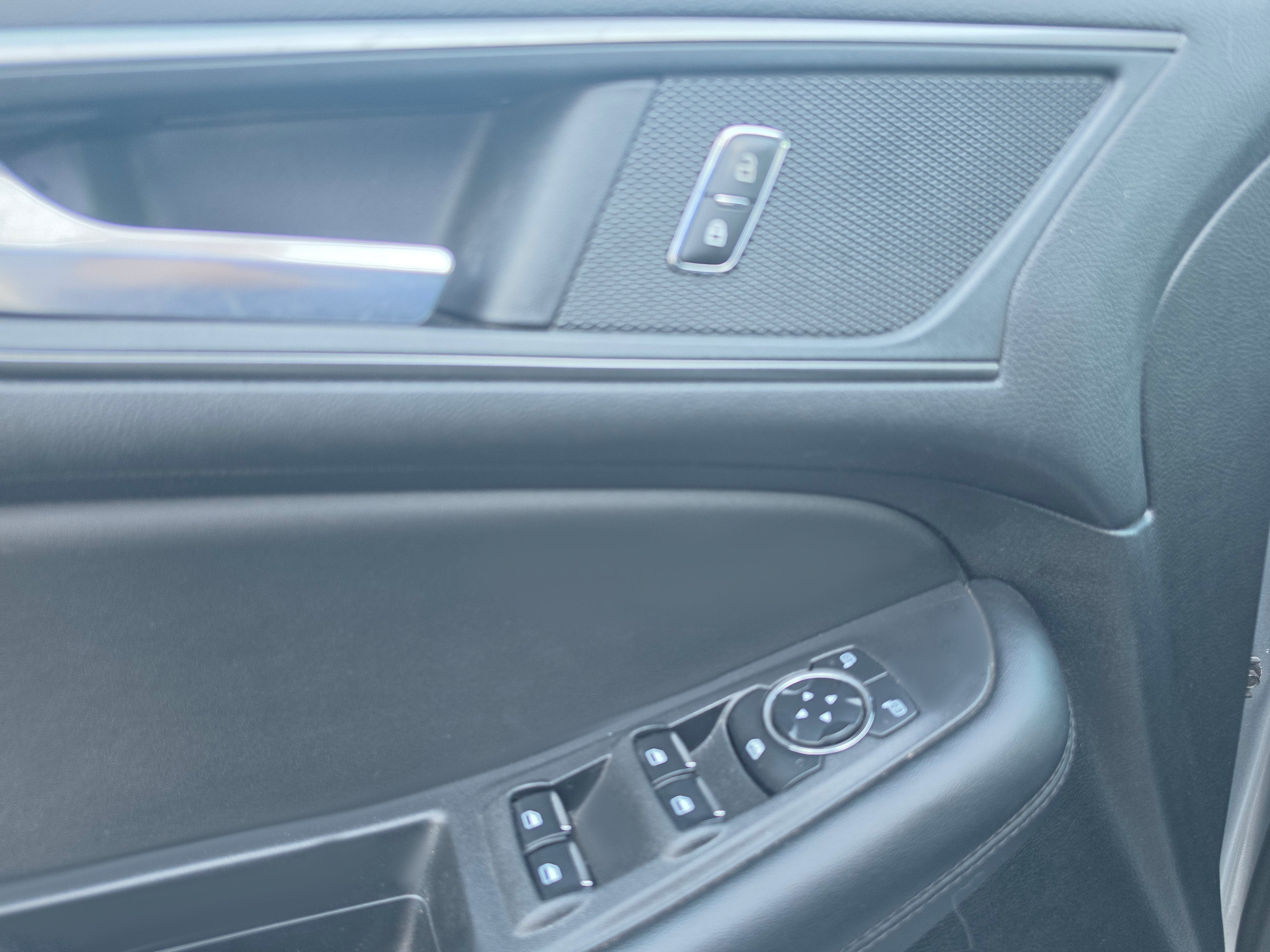 2024 Ford Edge SE
