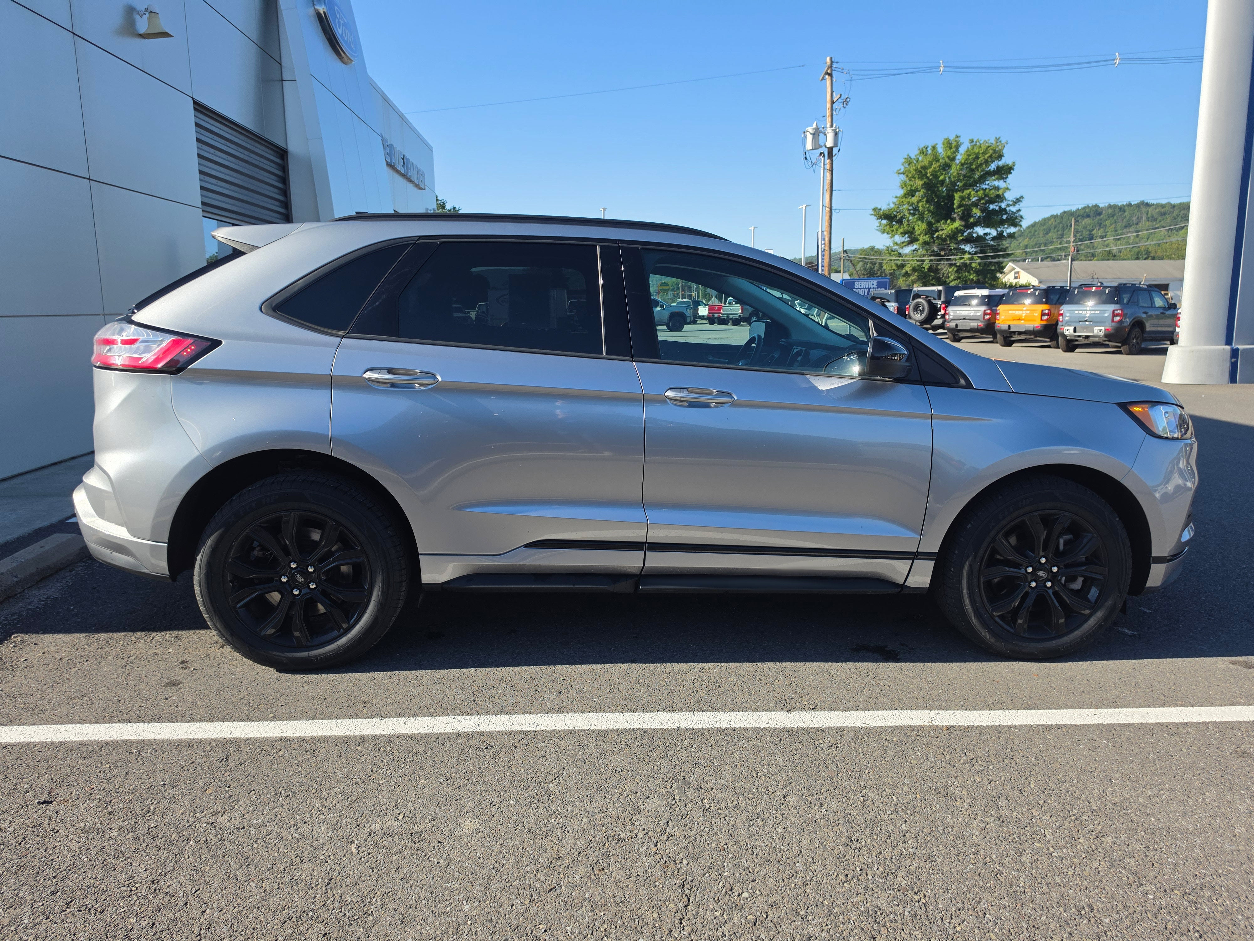 2024 Ford Edge SE