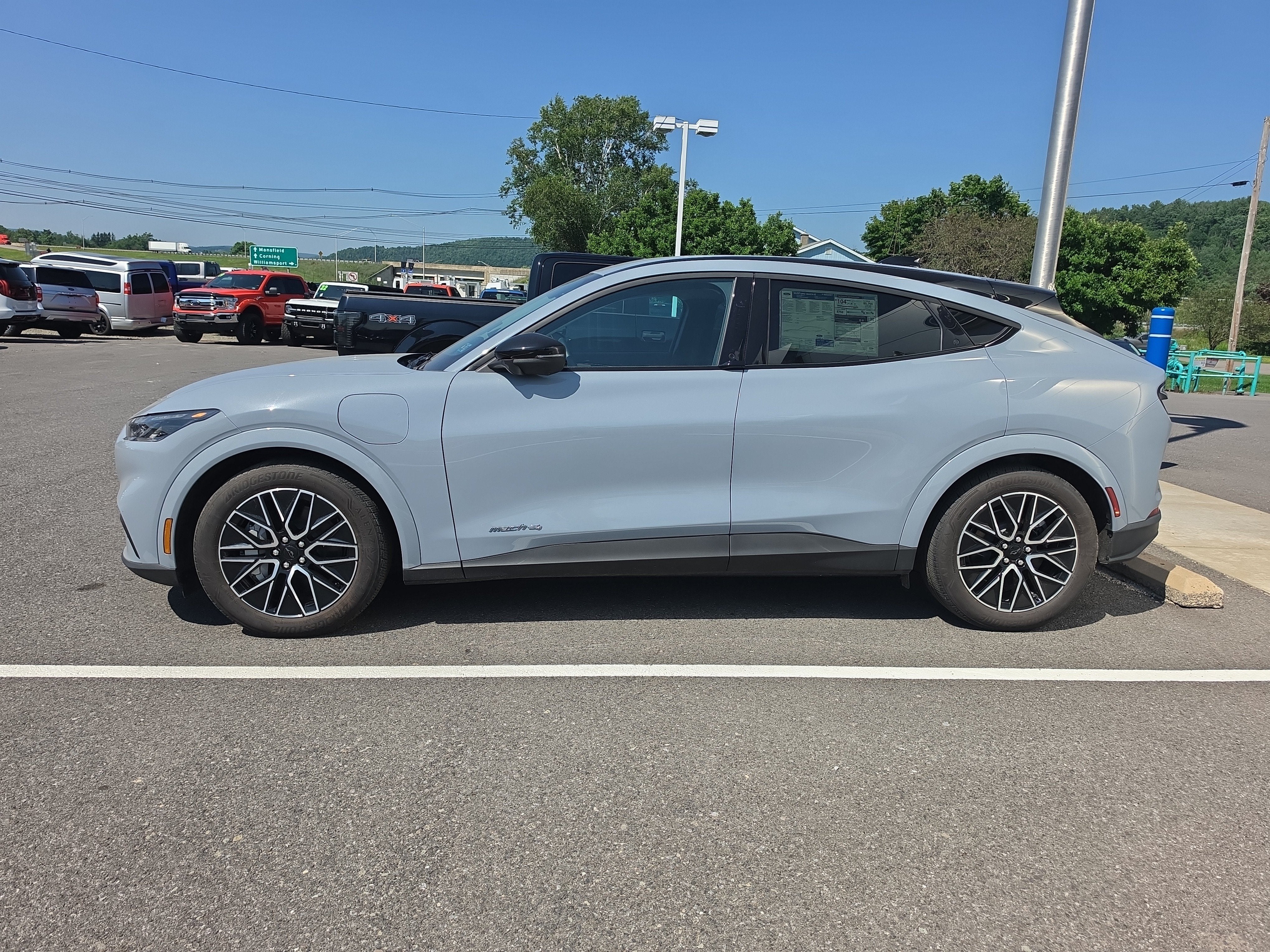 2025 Ford Mustang Mach-E Premium