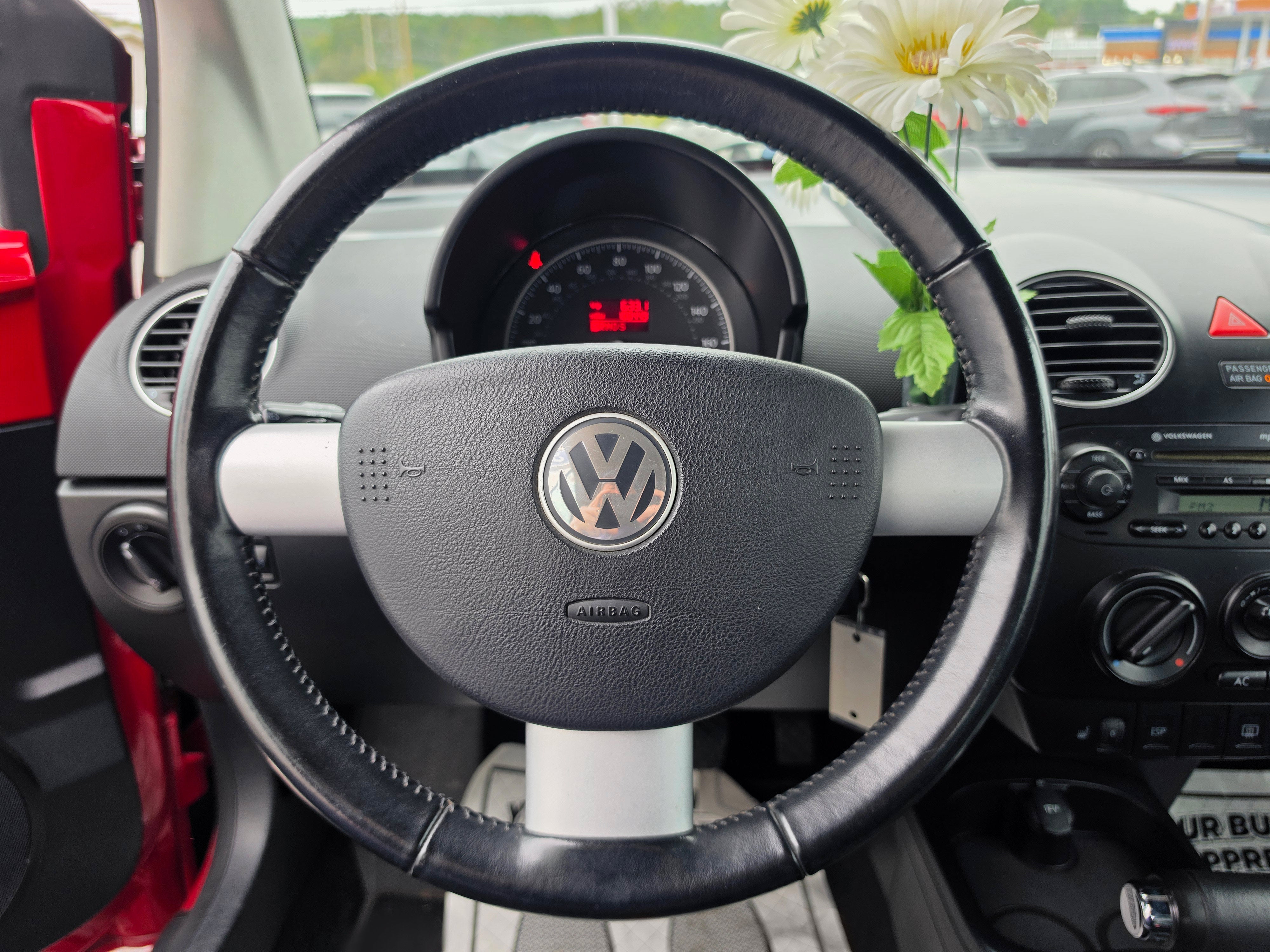 2009 Volkswagen New Beetle Convertible S