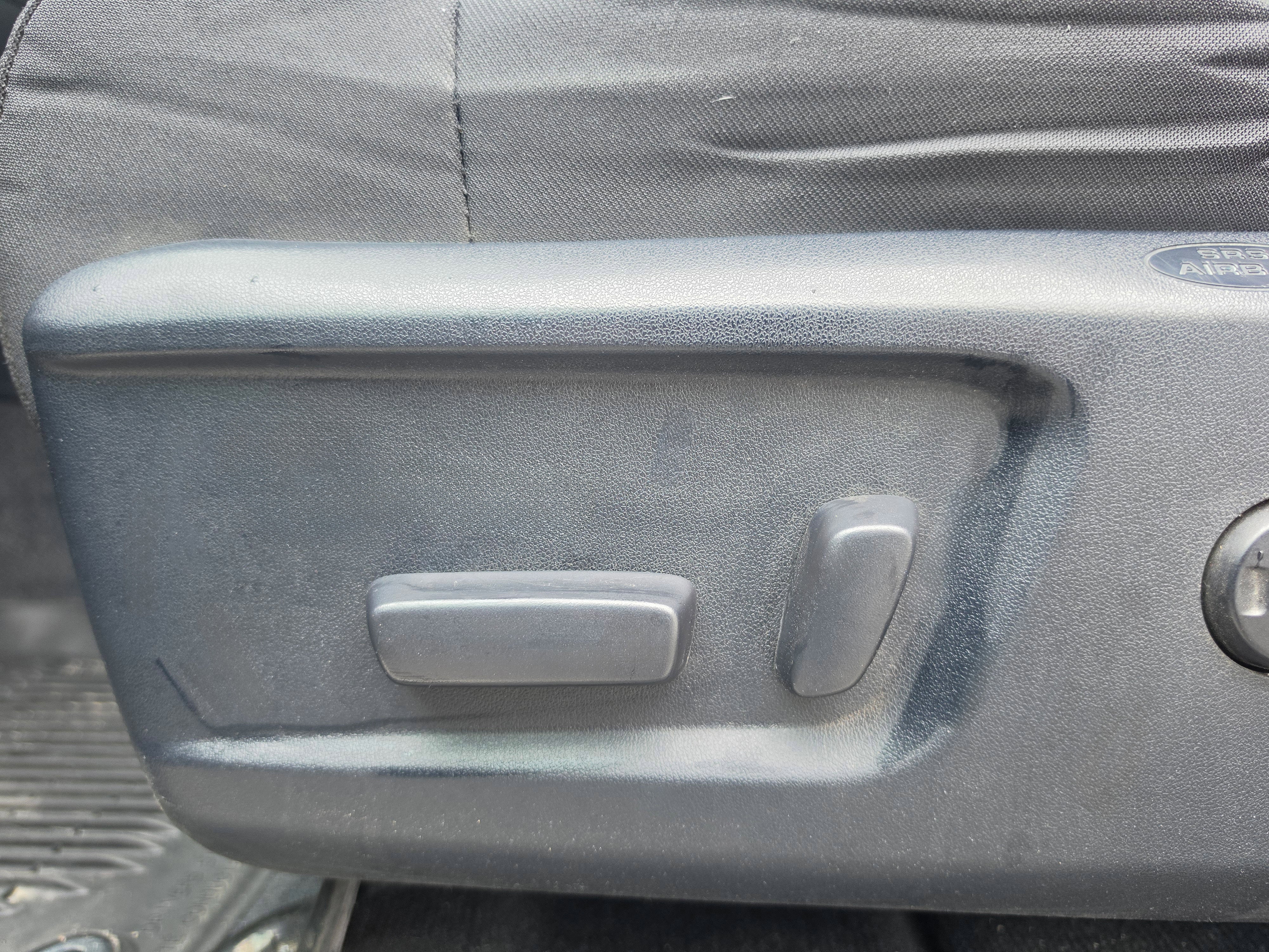 2016 Toyota Tundra 4WD Truck SR5