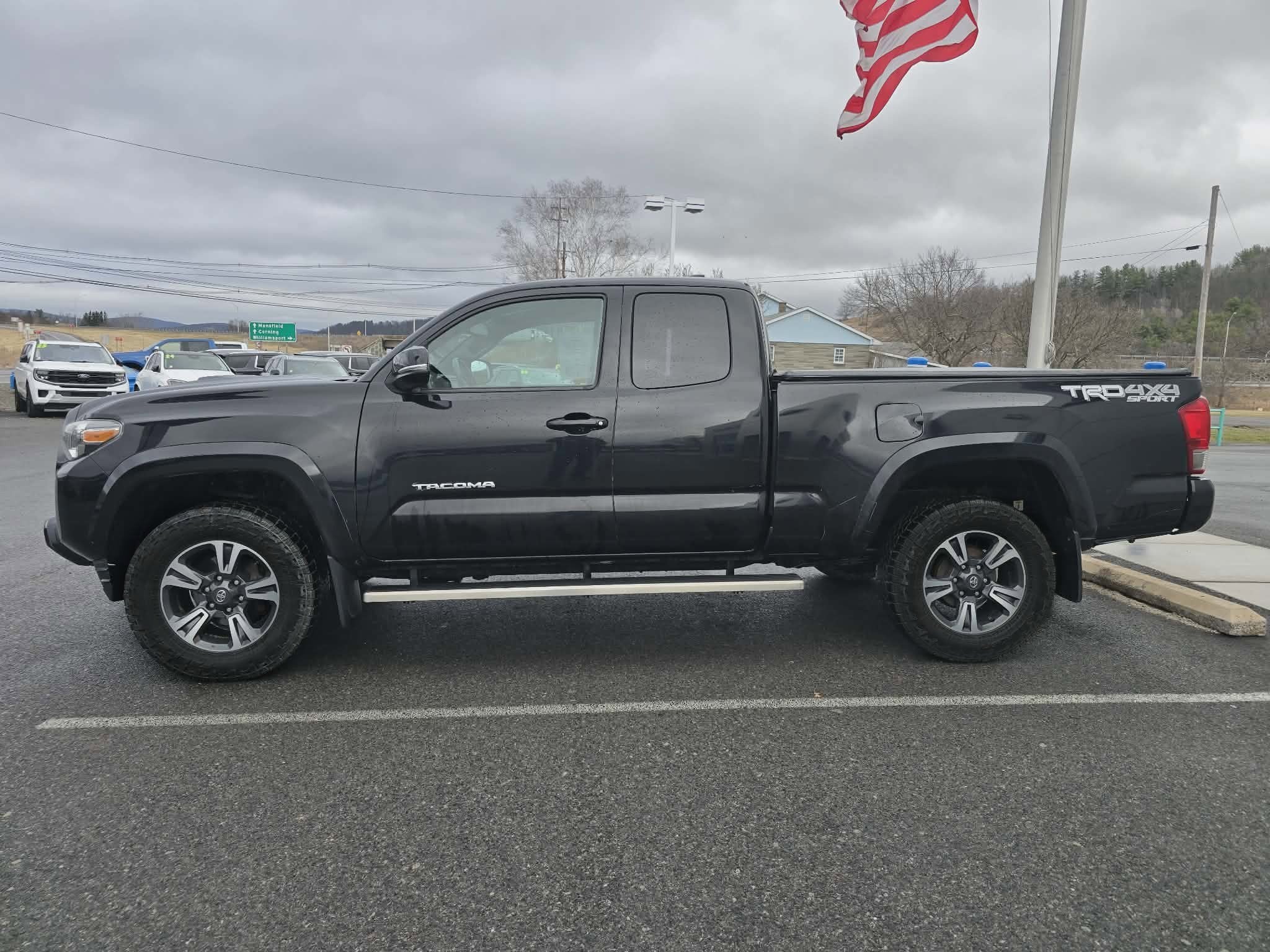 2017 Toyota Tacoma TRD Sport