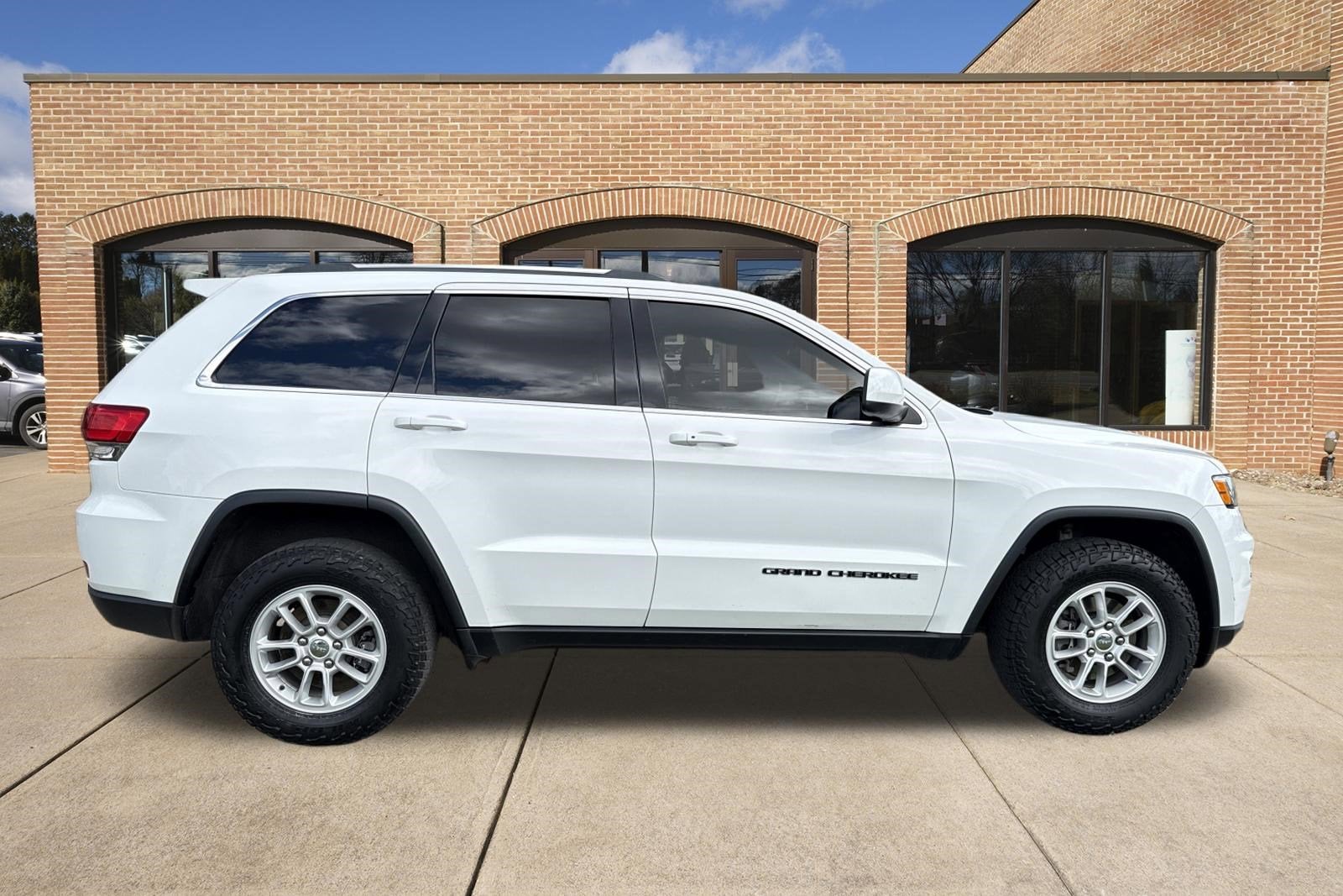 2019 Jeep Grand Cherokee Laredo E