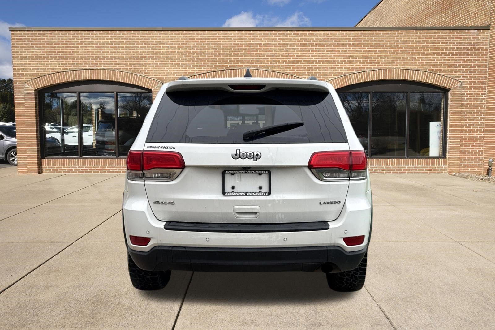2019 Jeep Grand Cherokee Laredo E