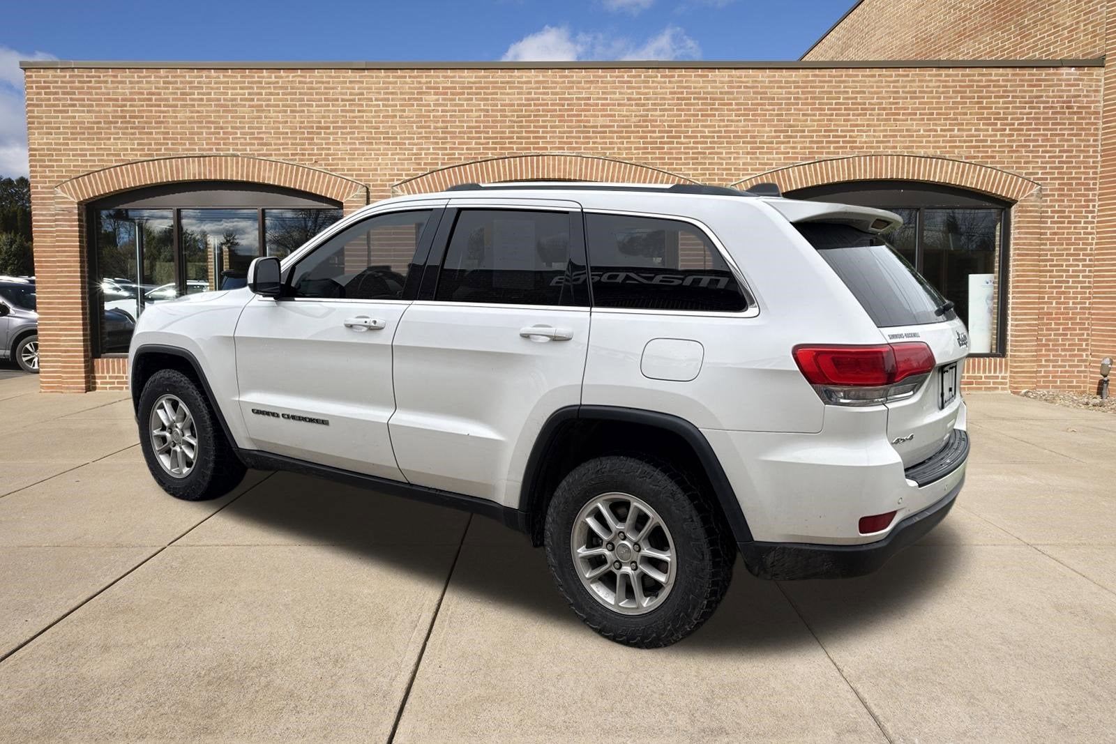 2019 Jeep Grand Cherokee Laredo E