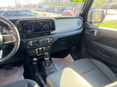 2025 Jeep Wrangler 4xe Sahara