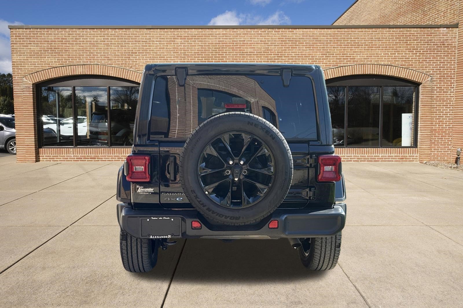2025 Jeep Wrangler 4xe Sahara