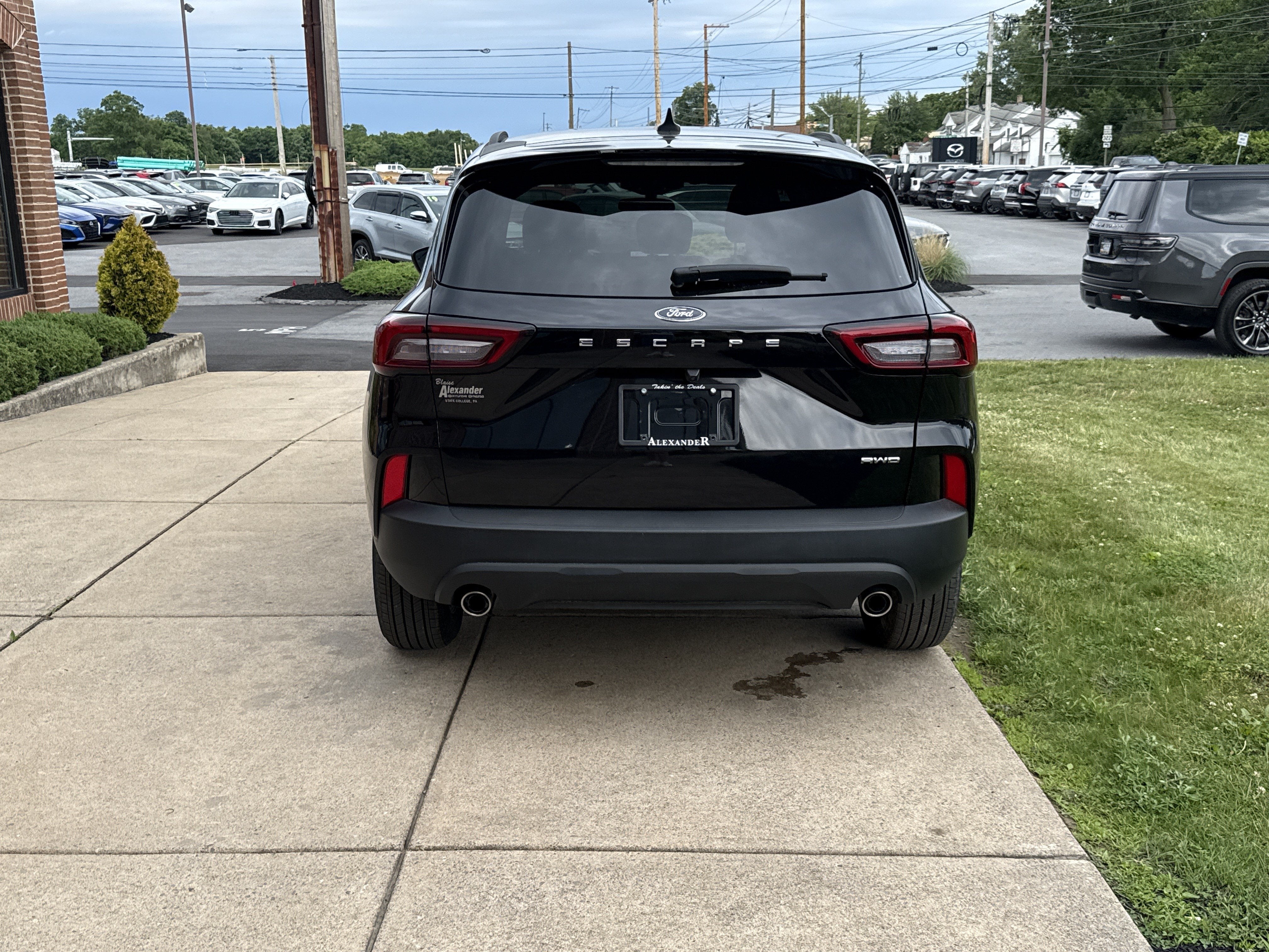2025 Ford Escape ST-Line Select
