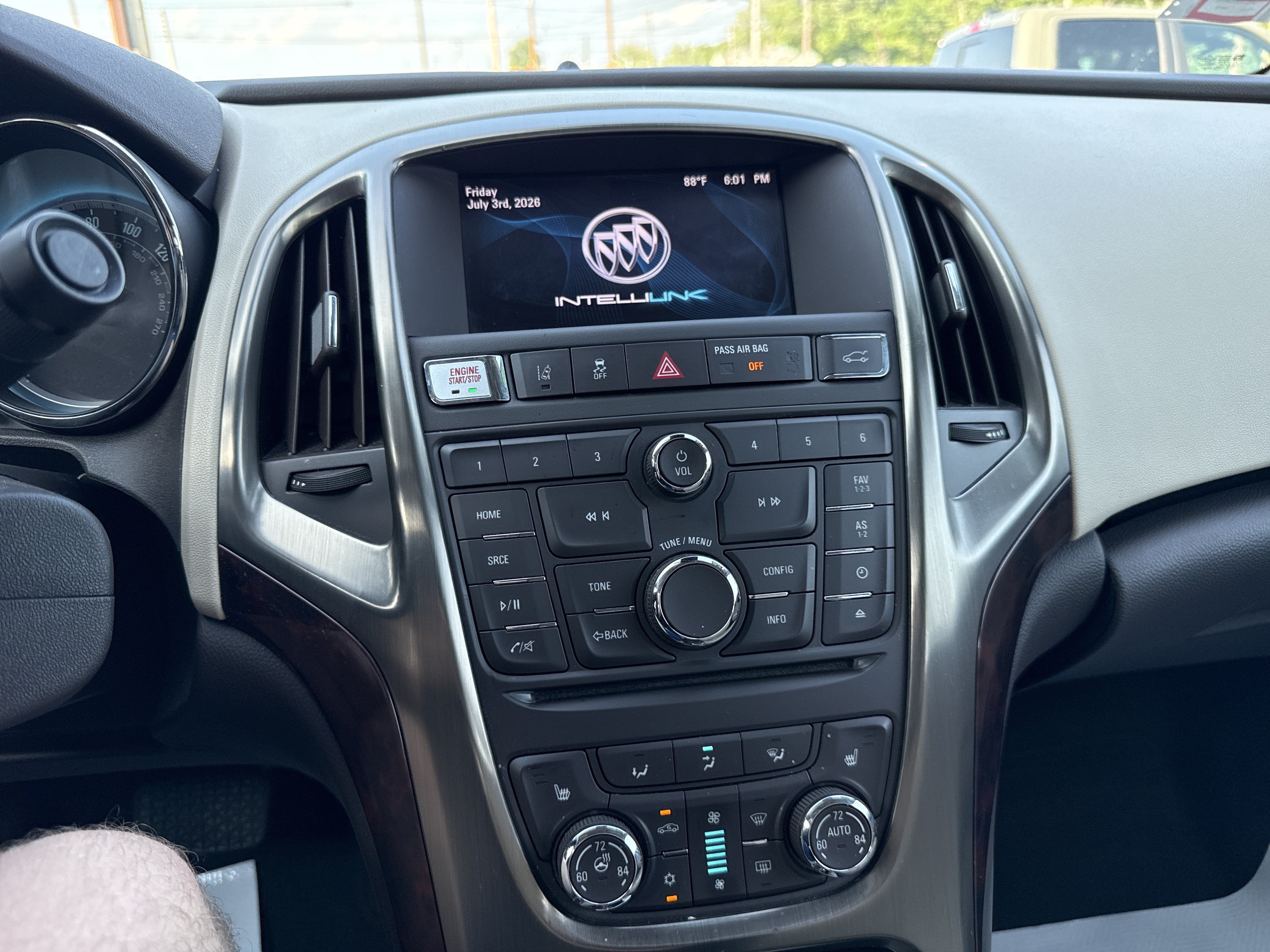 2014 Buick Verano Leather Group