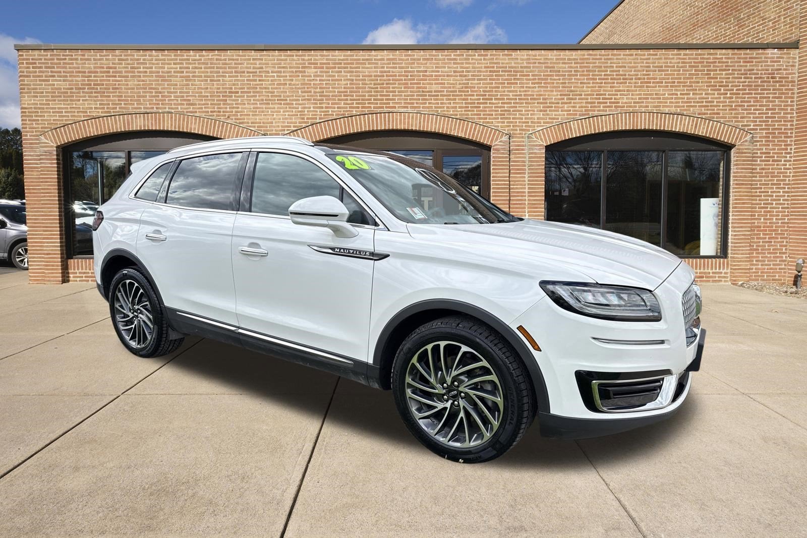 2020 Lincoln Nautilus Reserve