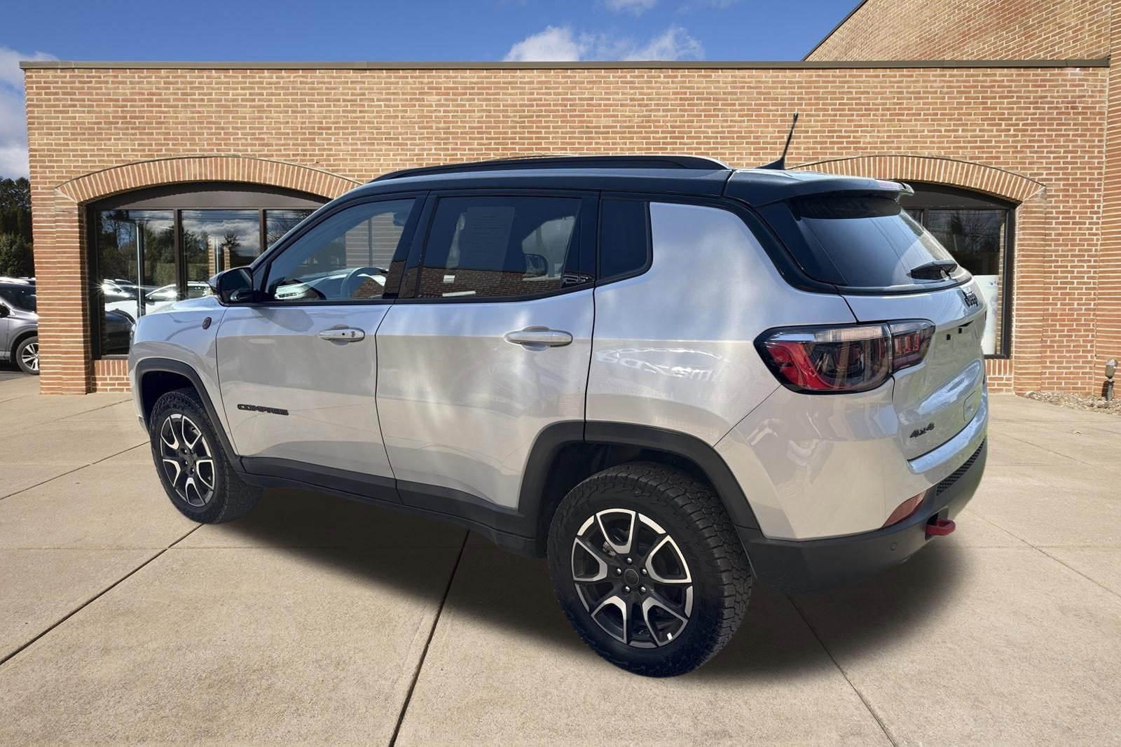 2025 Jeep Compass Trailhawk