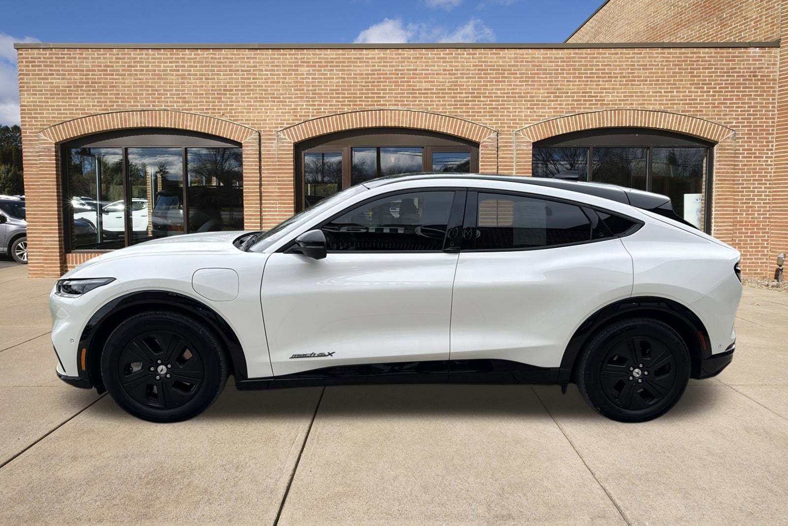 2023 Ford Mustang Mach-E California Route 1
