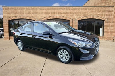 2022 Hyundai Accent SE