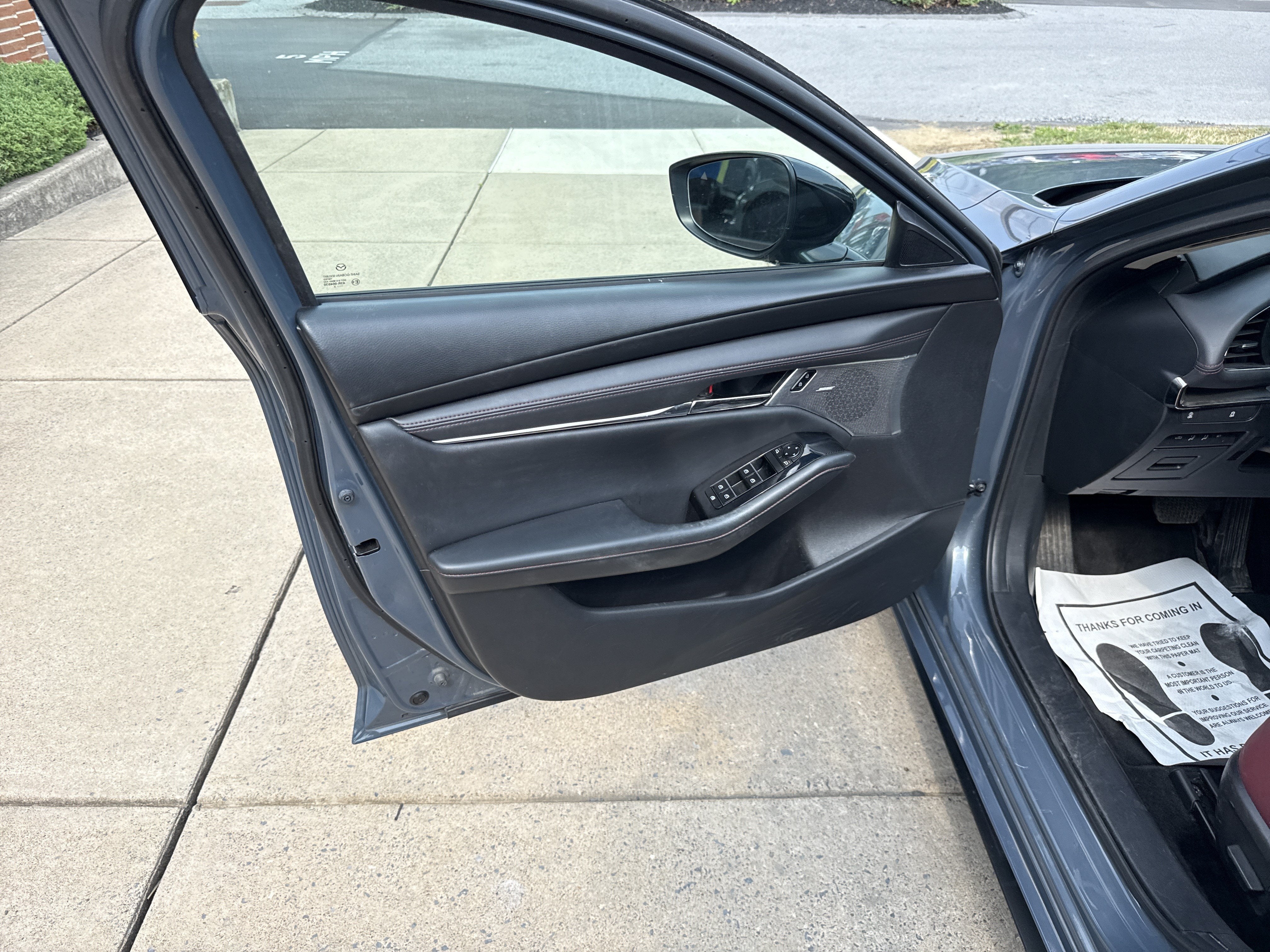 2023 Mazda Mazda3 Sedan 2.5 S Carbon Edition
