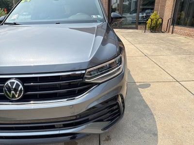 2024 Volkswagen Tiguan SE R-Line Black