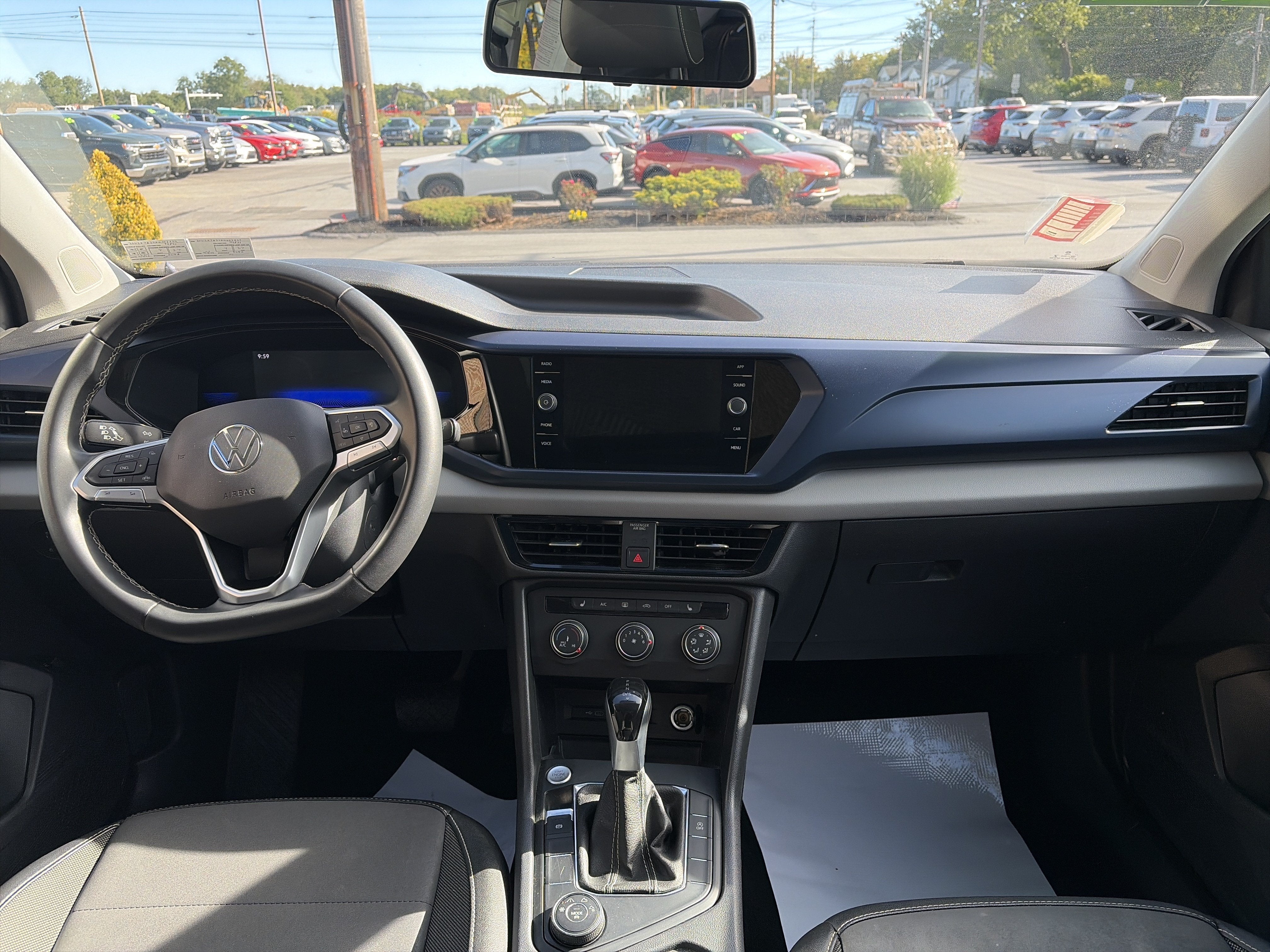 2022 Volkswagen Taos SE