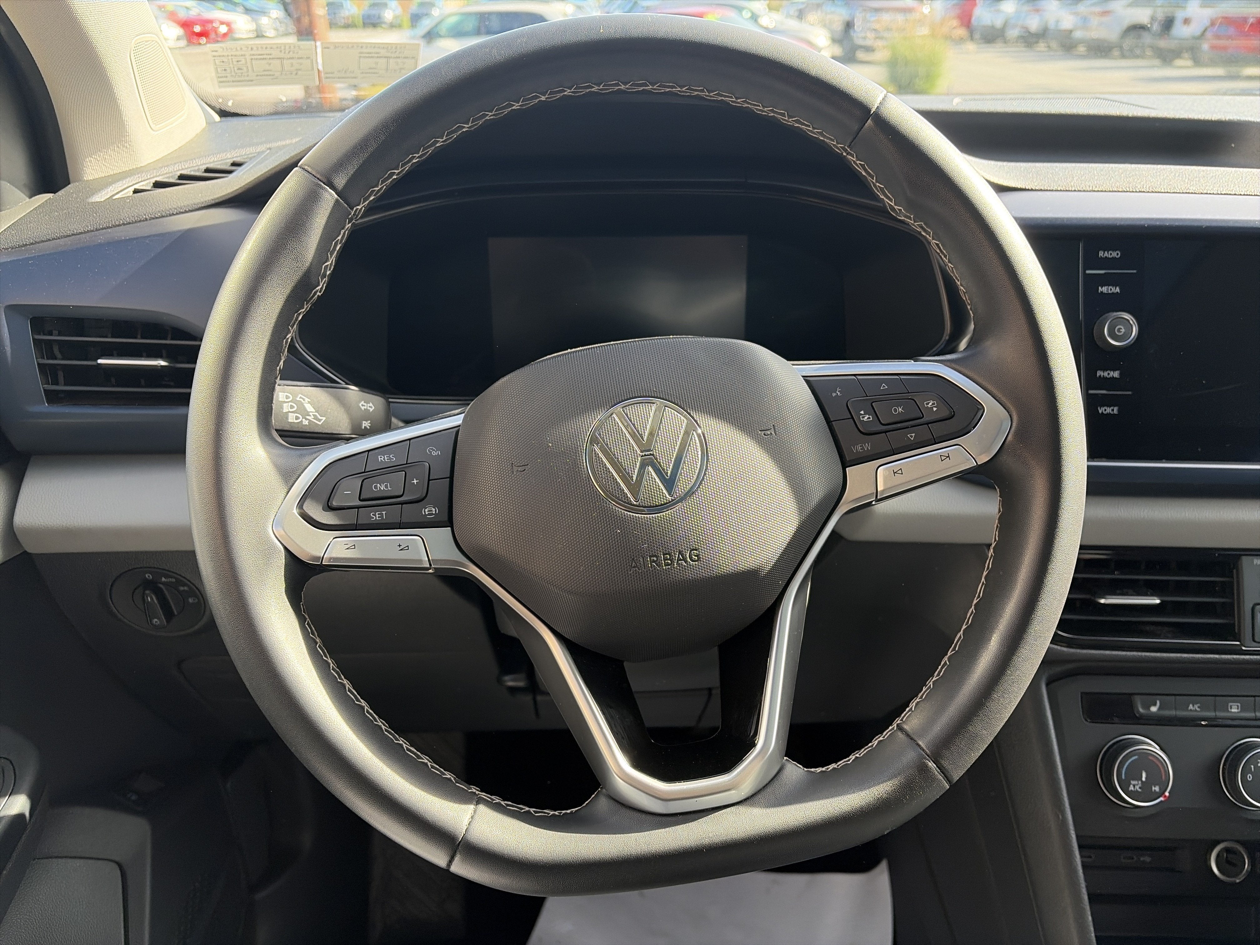 2022 Volkswagen Taos SE