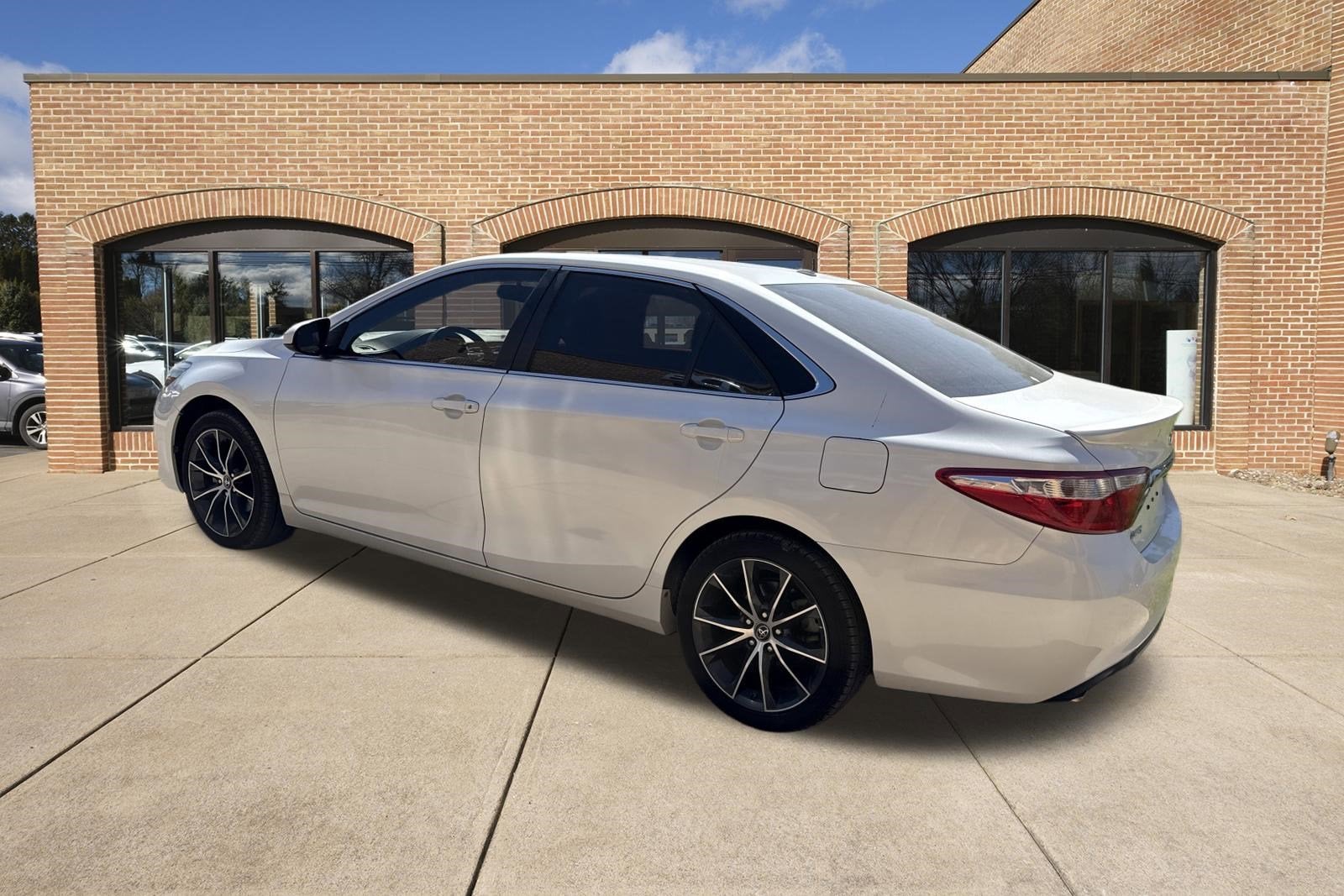 2016 Toyota Camry XSE