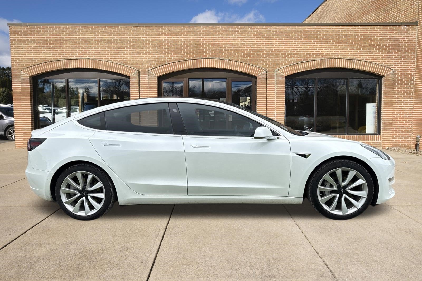 2020 Tesla Model 3 Standard Range