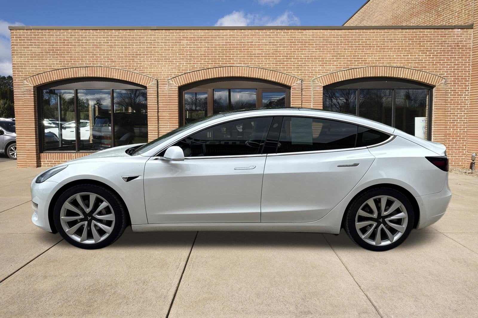 2020 Tesla Model 3 Standard Range
