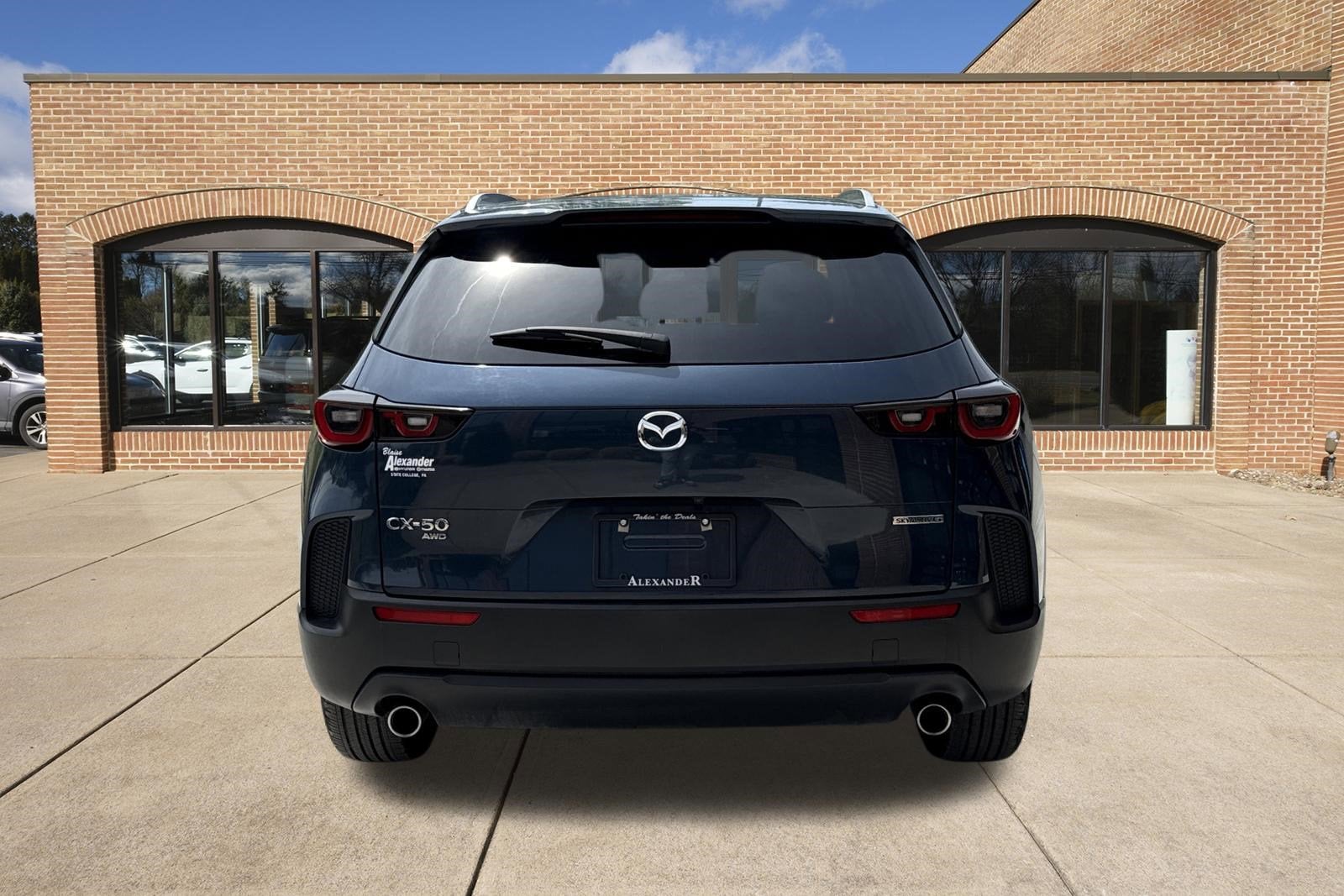 2025 Mazda Mazda CX-50 2.5 S Preferred Package