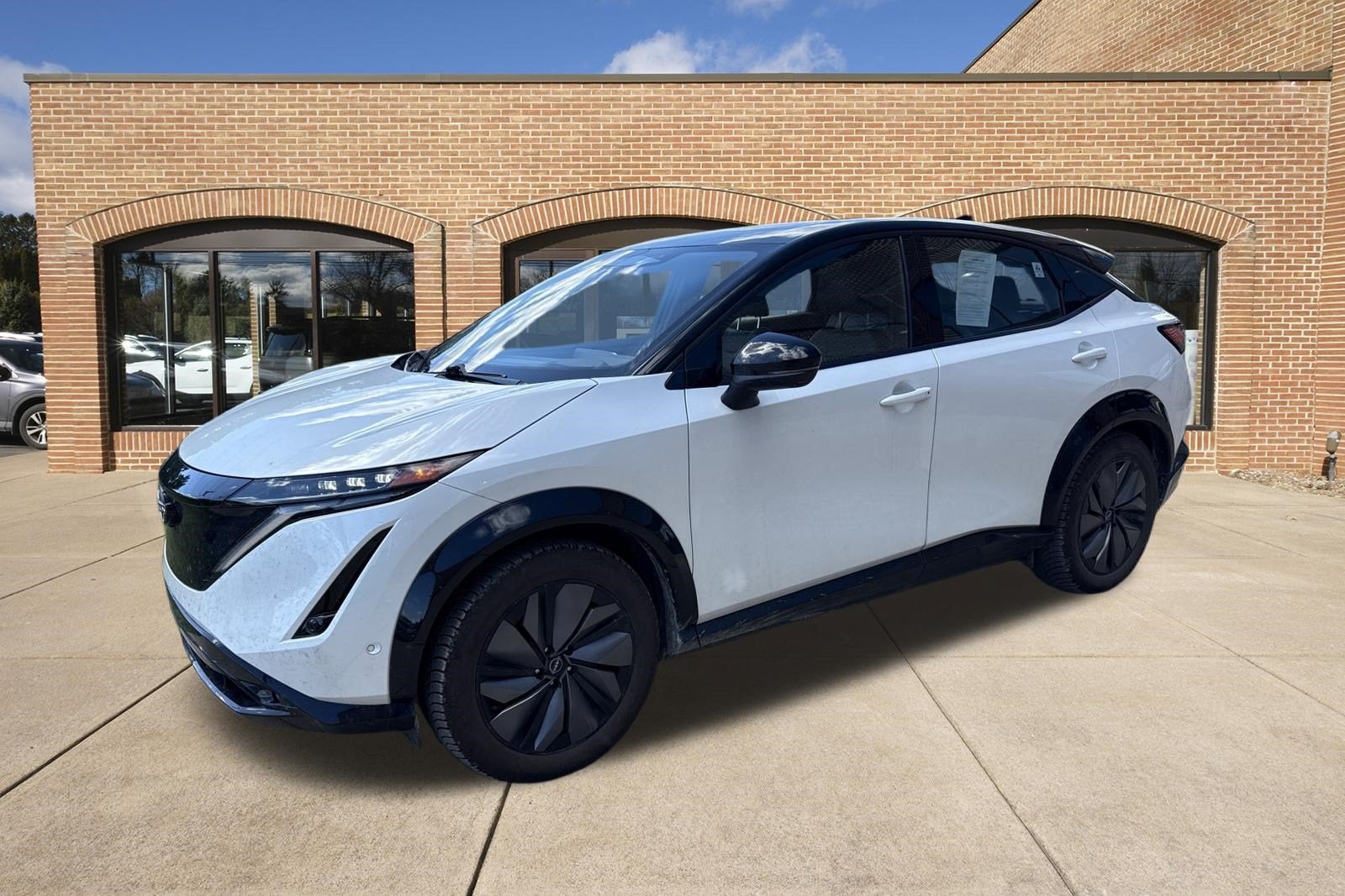 2023 Nissan ARIYA PLATINUM+