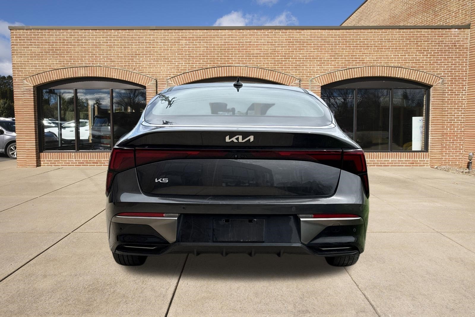 2025 Kia K5 LXS