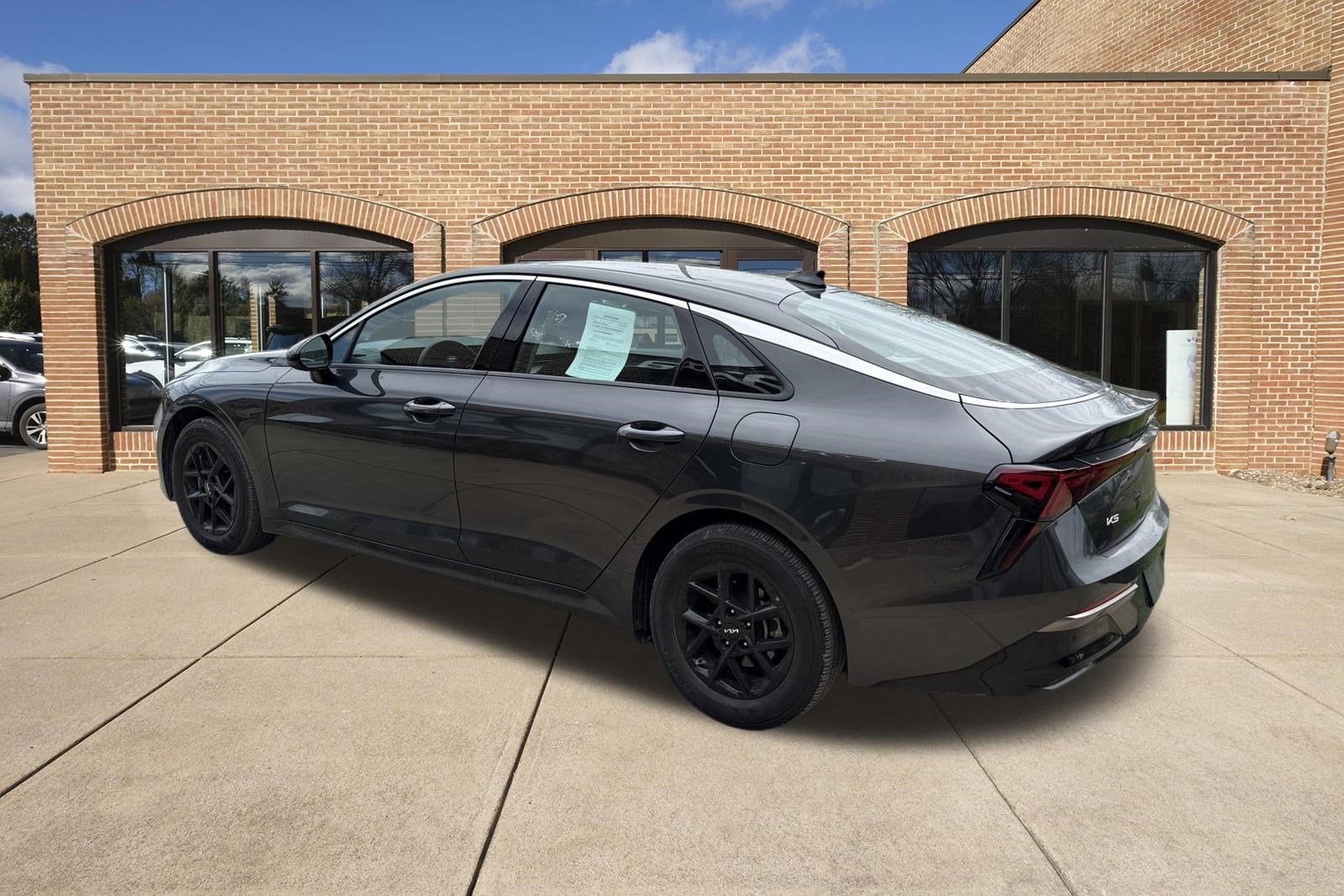2025 Kia K5 LXS