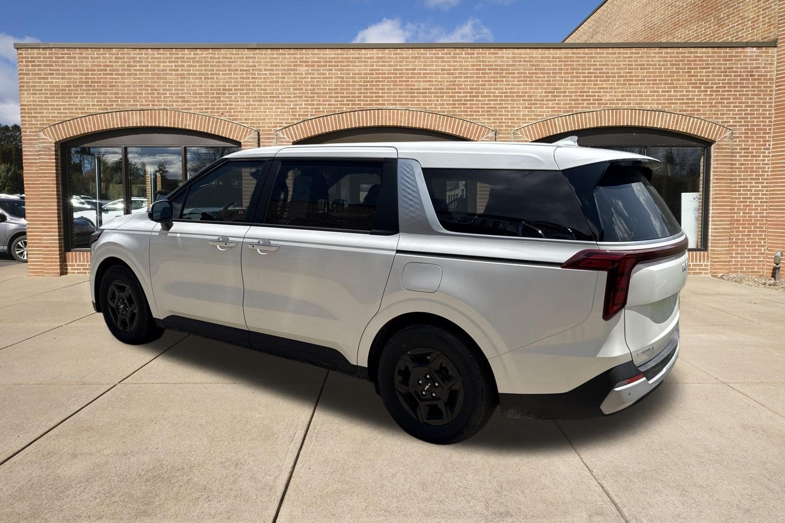 2026 Kia Carnival LXS