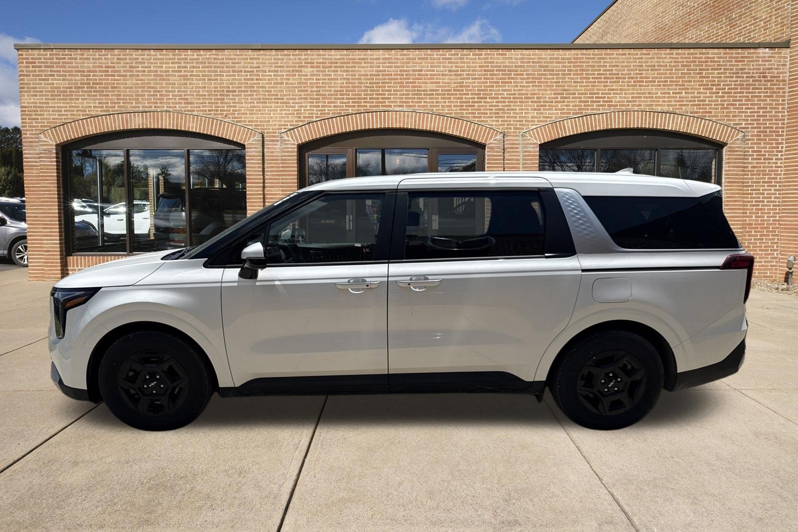 2026 Kia Carnival LXS