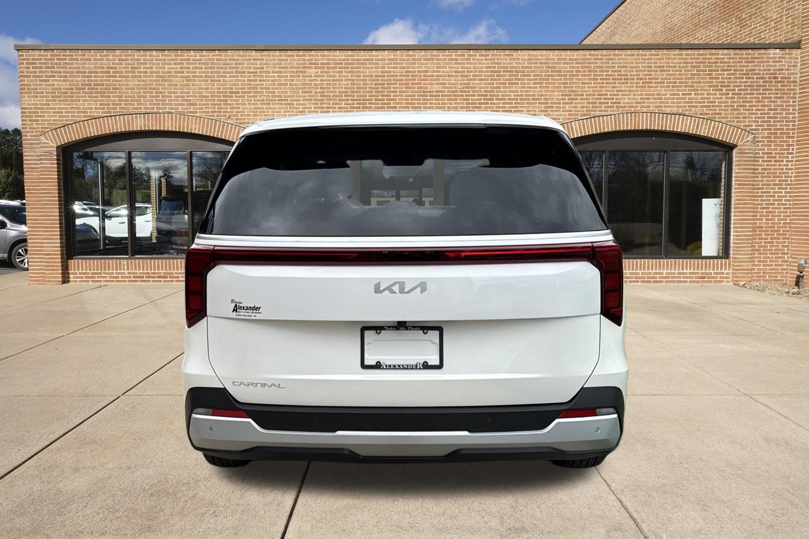 2026 Kia Carnival LXS