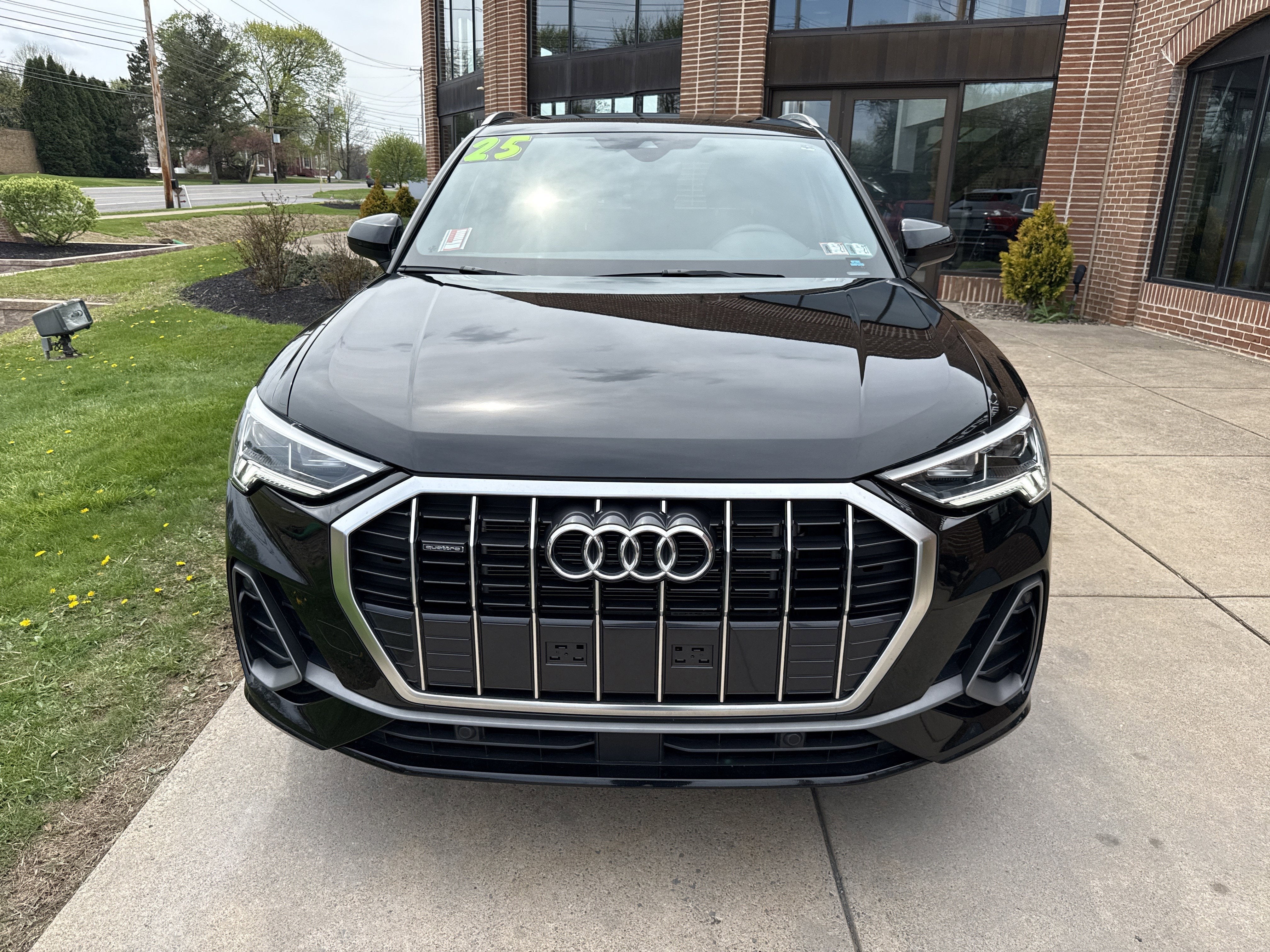 2025 Audi Q3 S line Premium