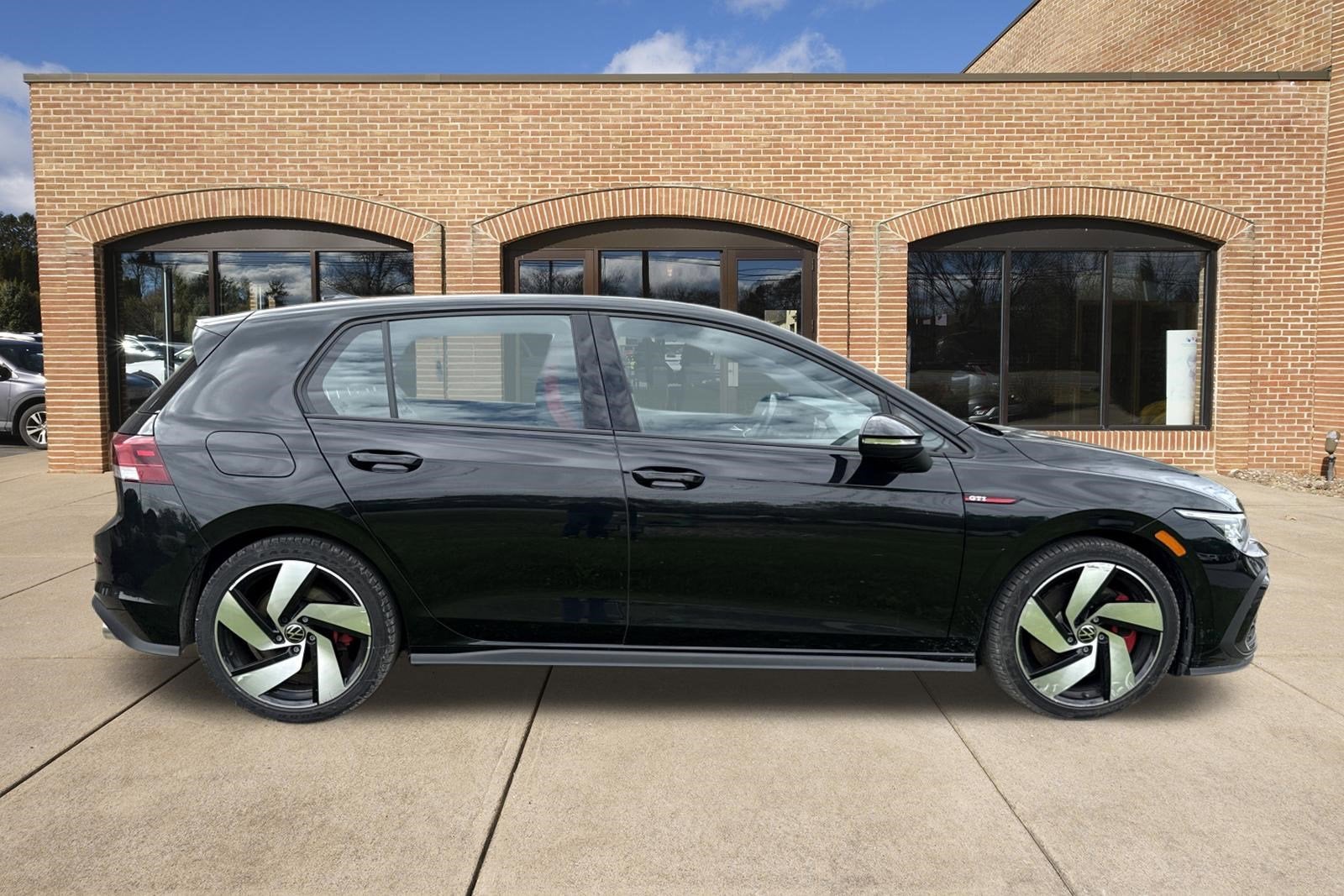 2024 Volkswagen Golf GTI S