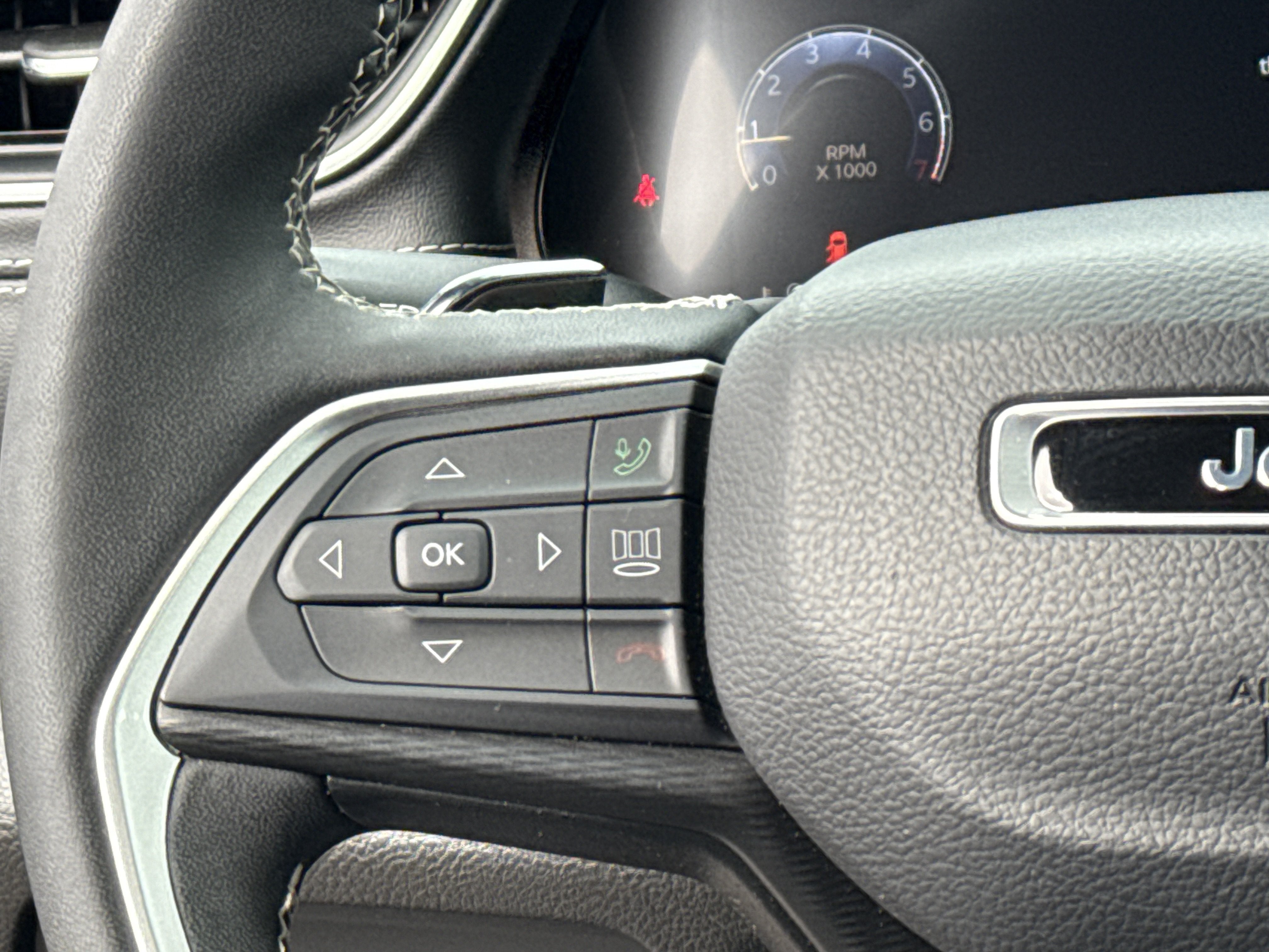 2024 Jeep Grand Cherokee Altitude