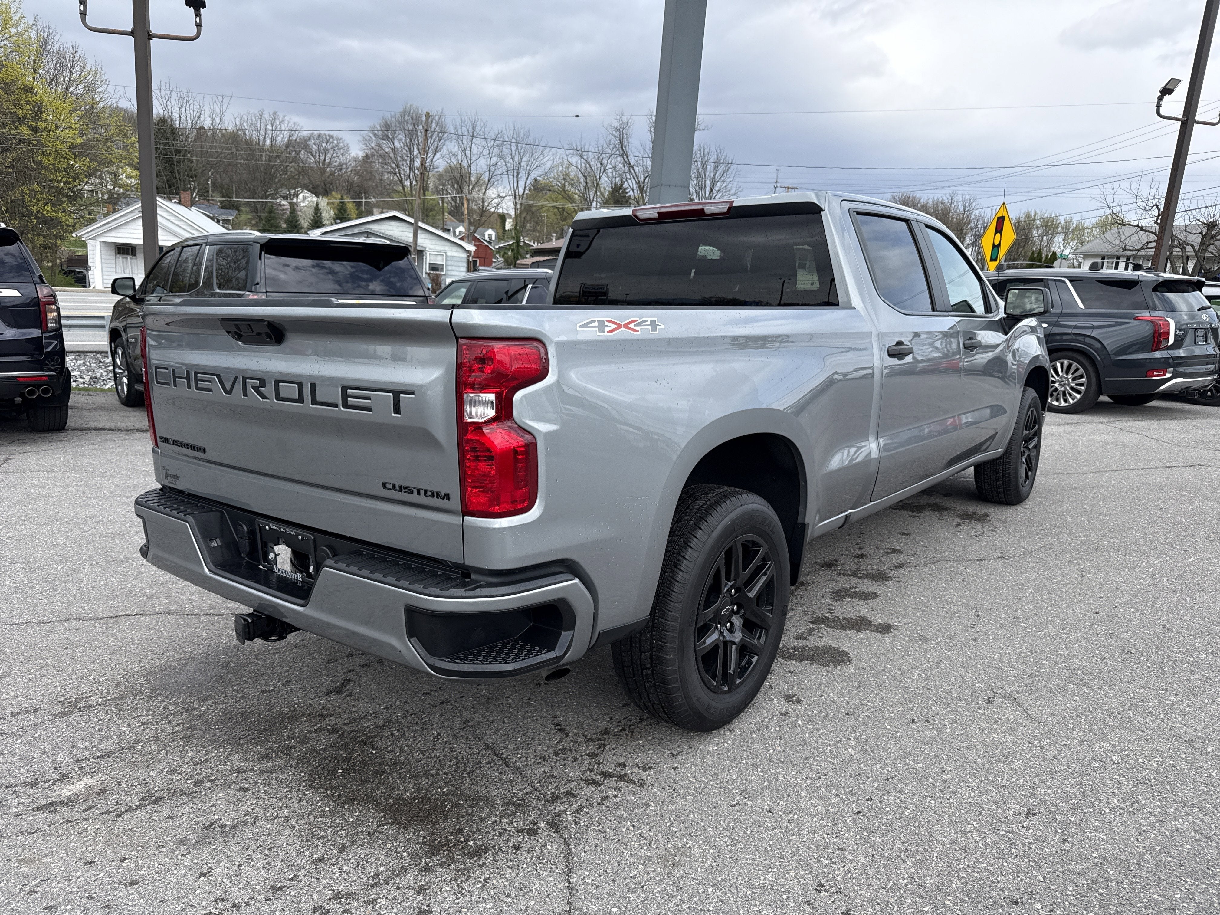 2024 Chevrolet Silverado 1500 Custom