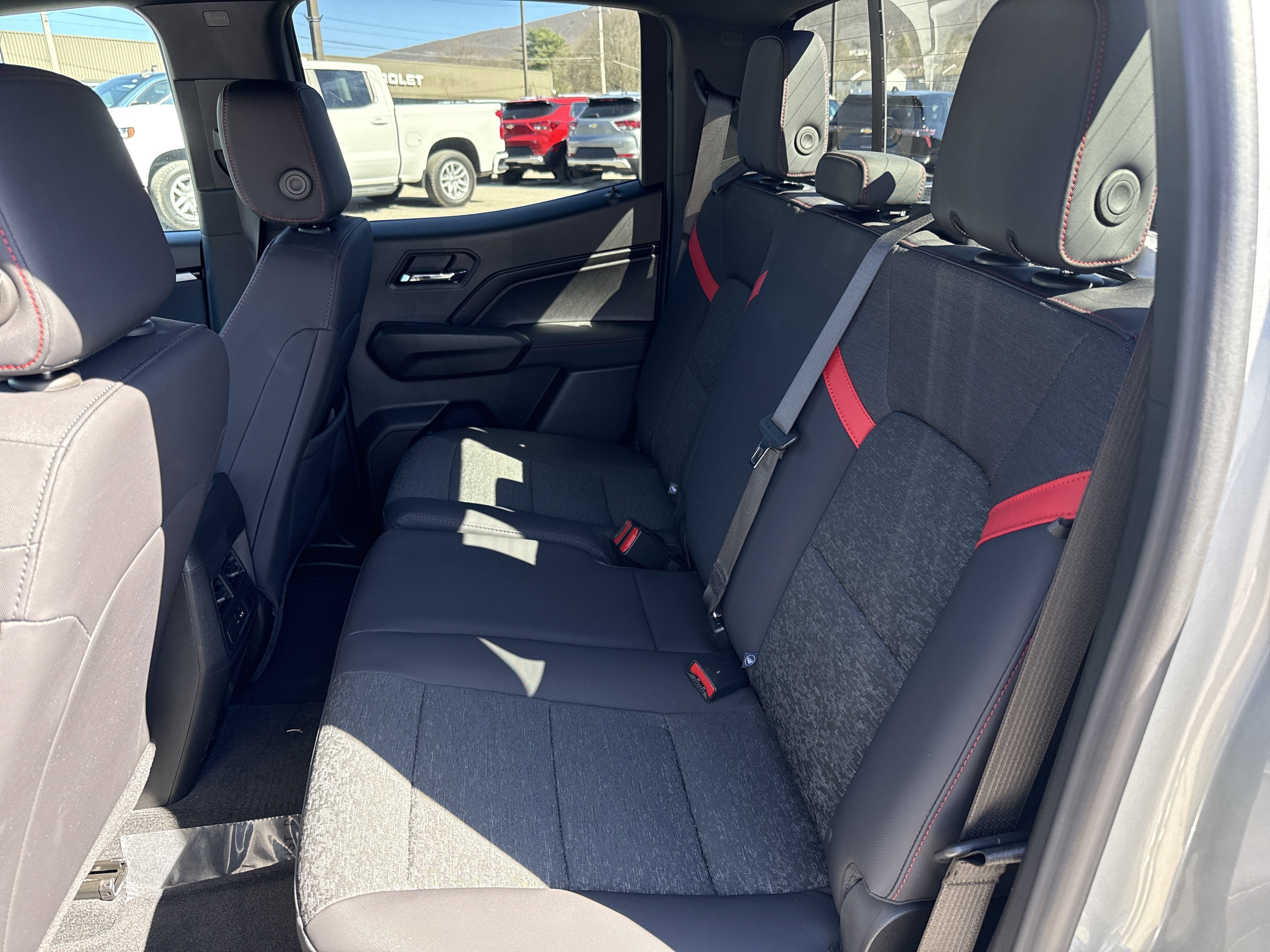 2025 Chevrolet Colorado 4WD Z71