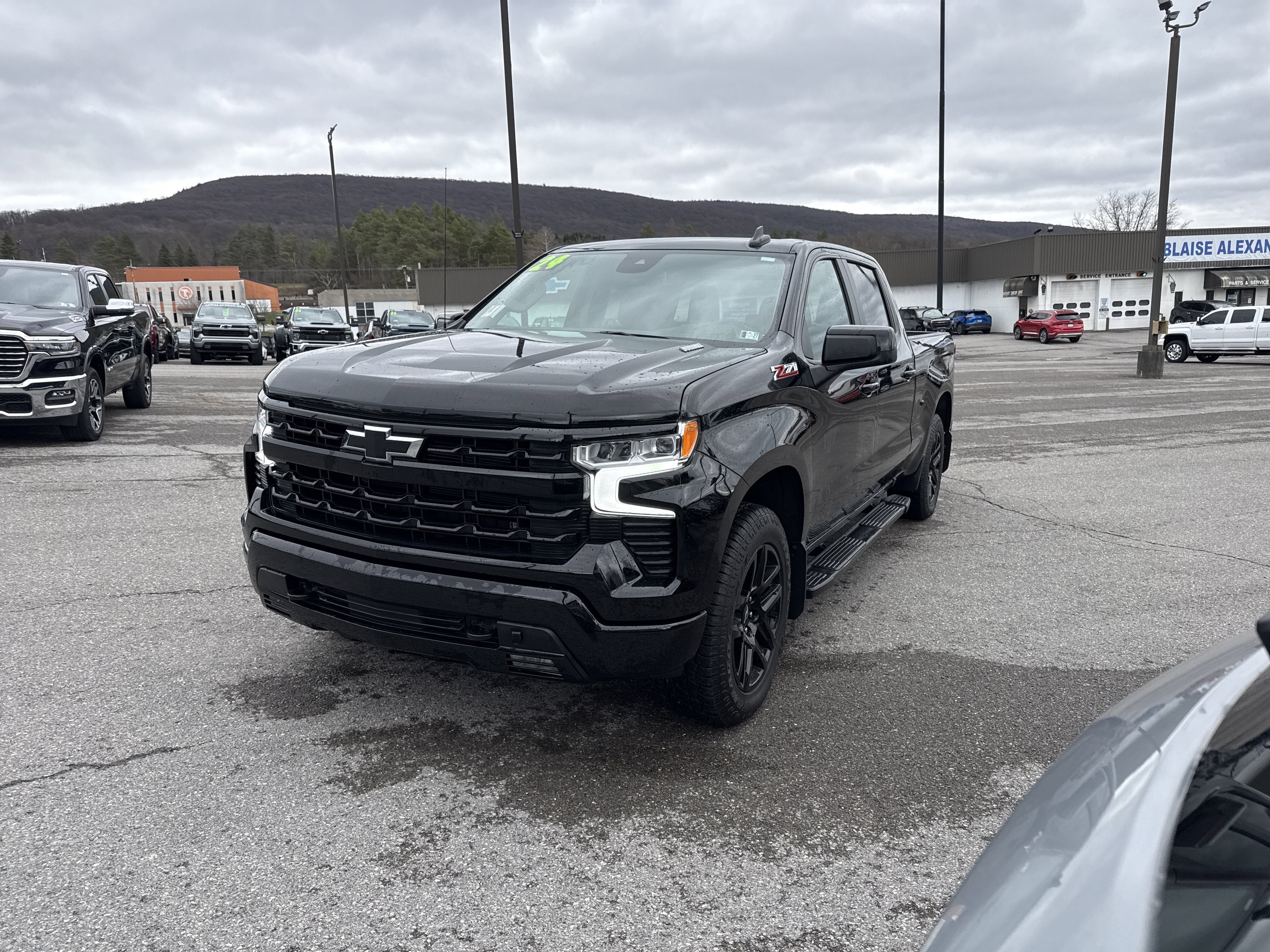 2024 Chevrolet Silverado 1500 RST