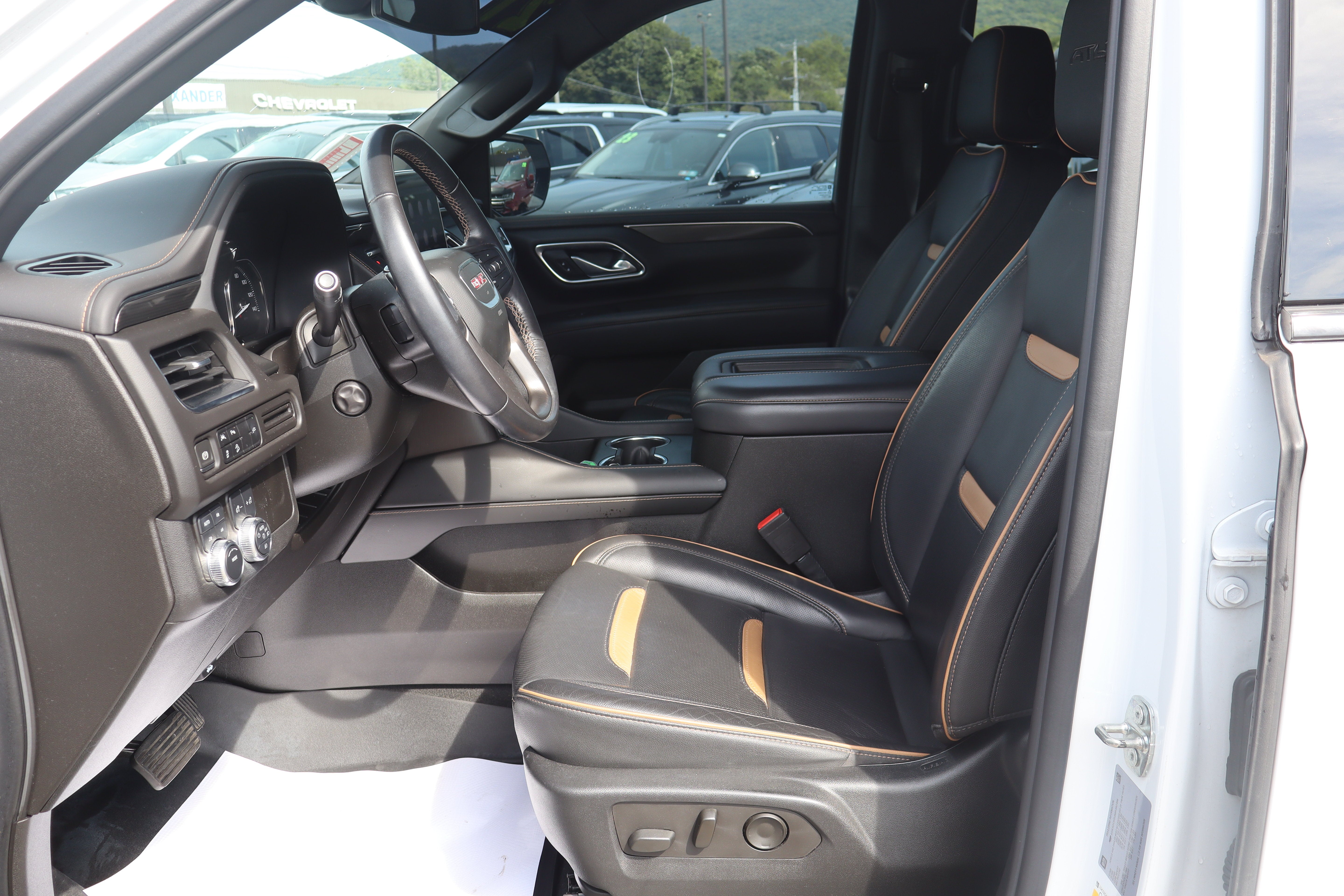 2021 GMC Yukon AT4