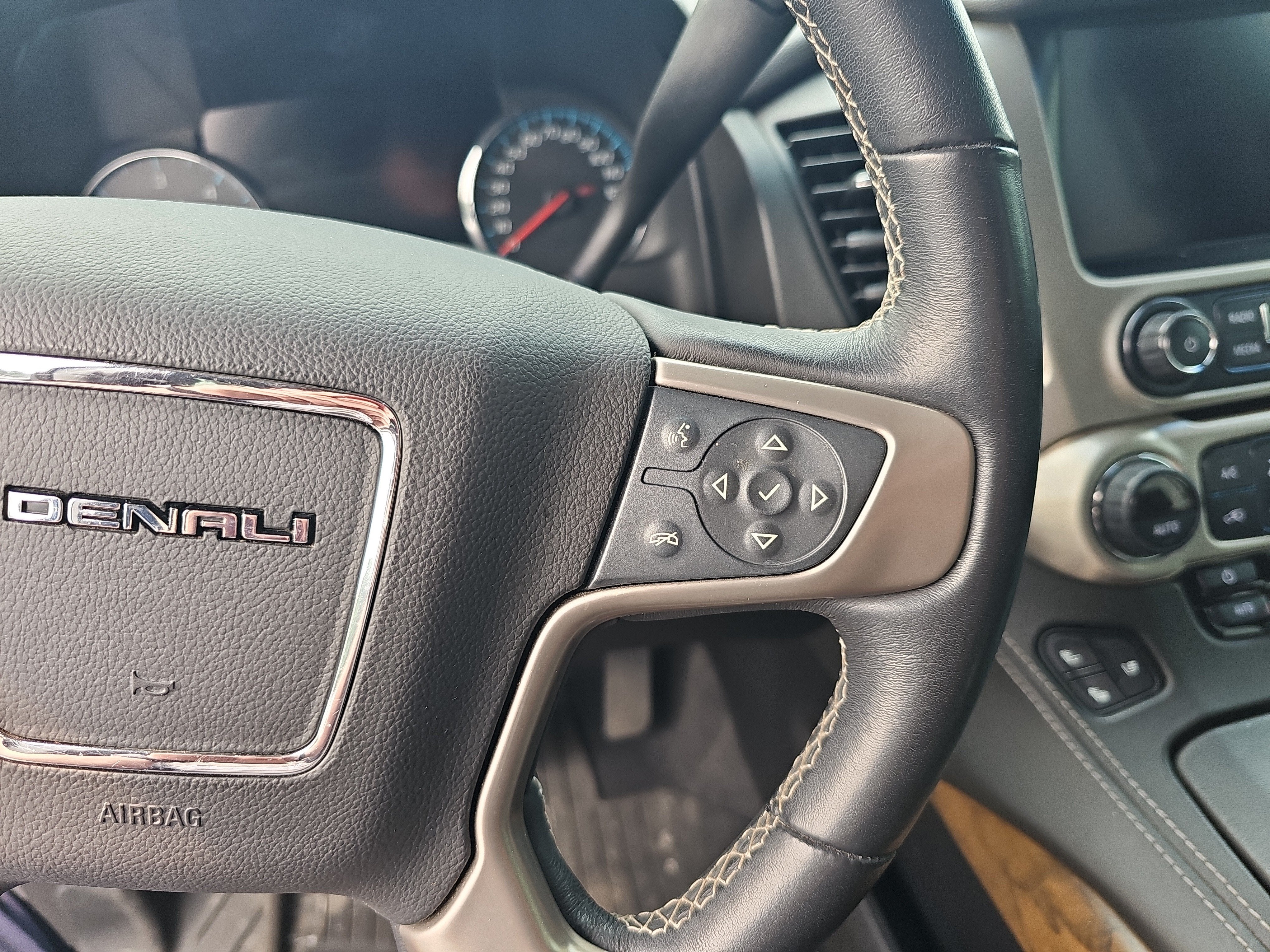 2020 GMC Yukon Denali