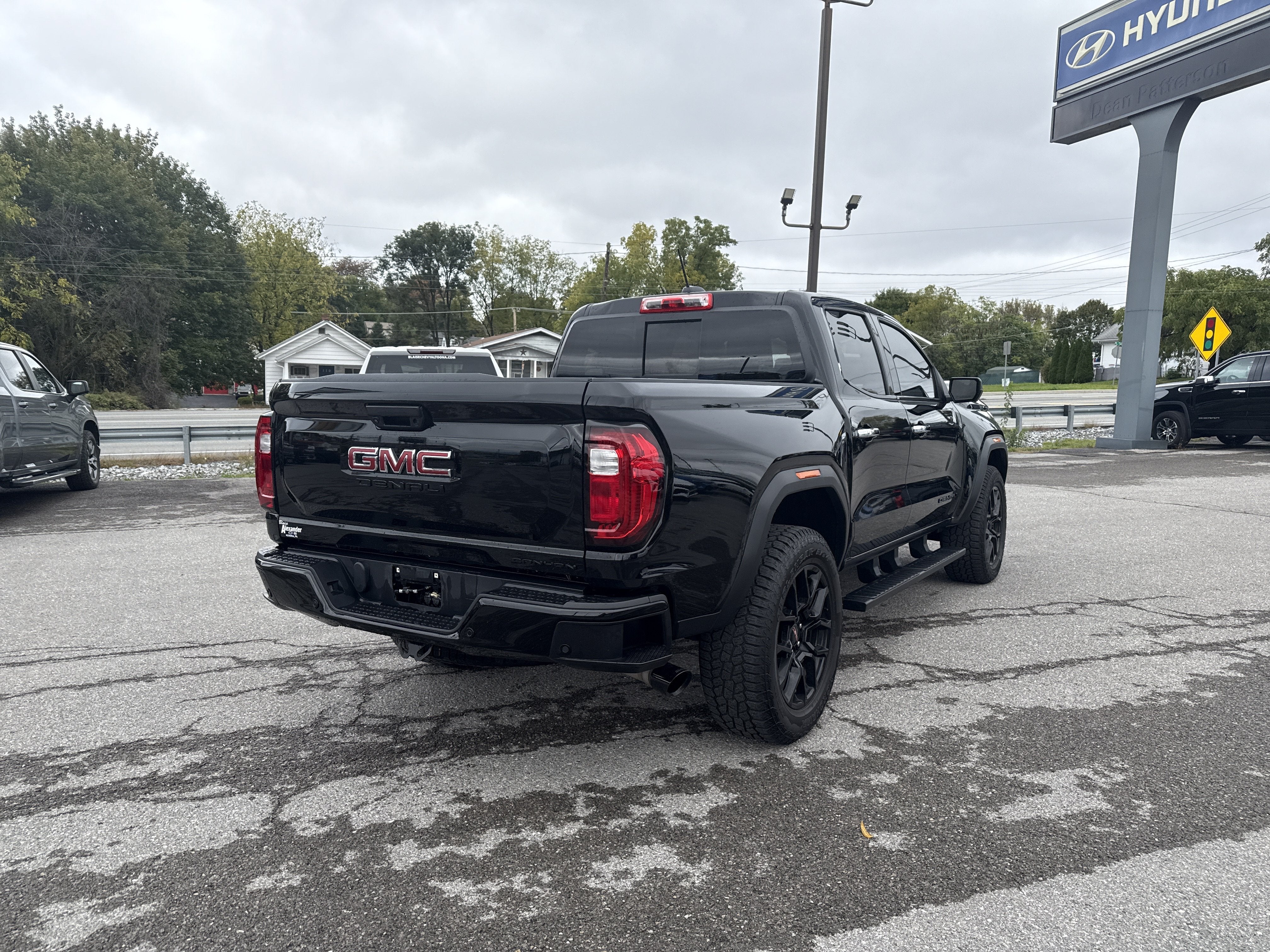 2024 GMC Canyon 4WD Denali