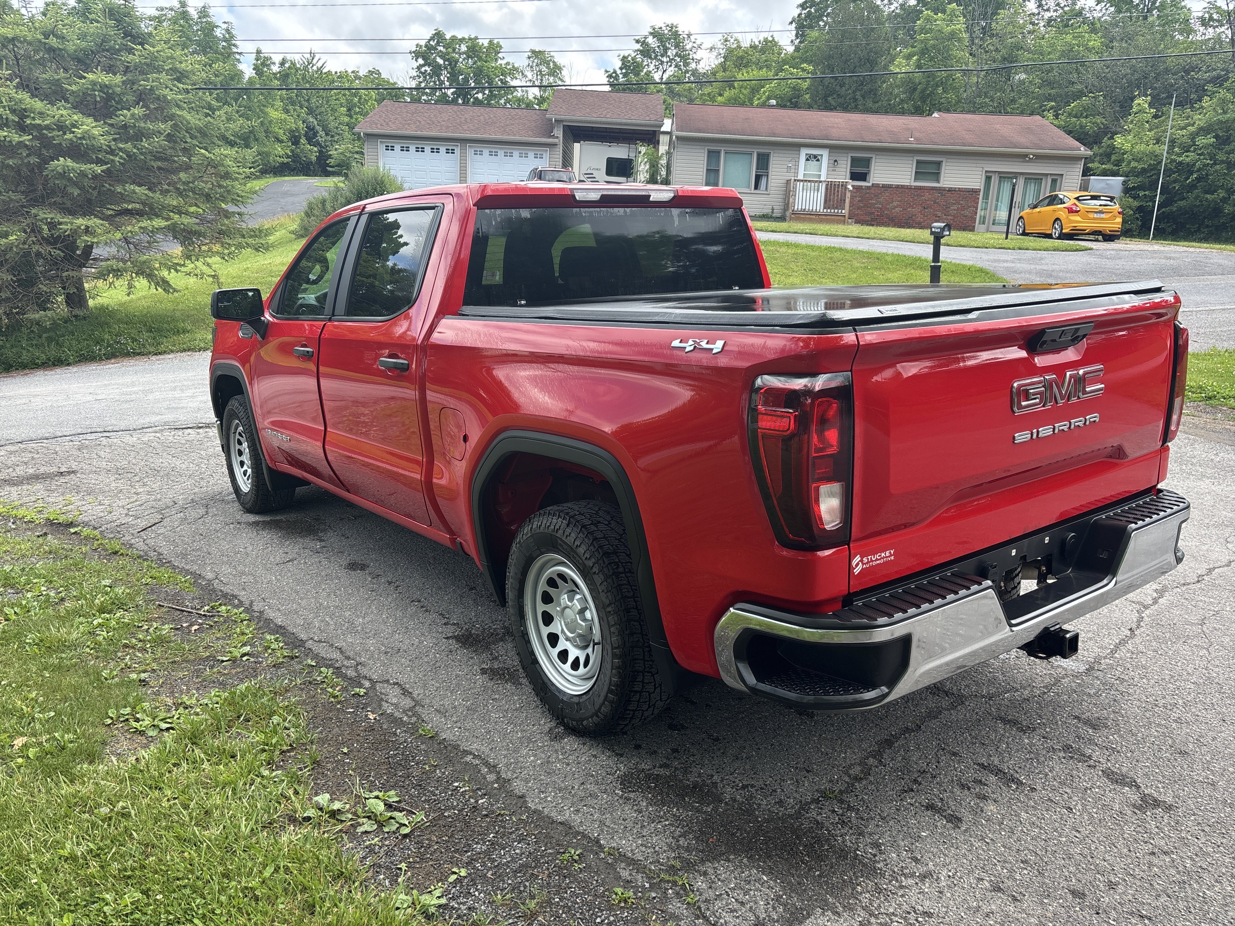 2023 GMC Sierra 1500 Pro