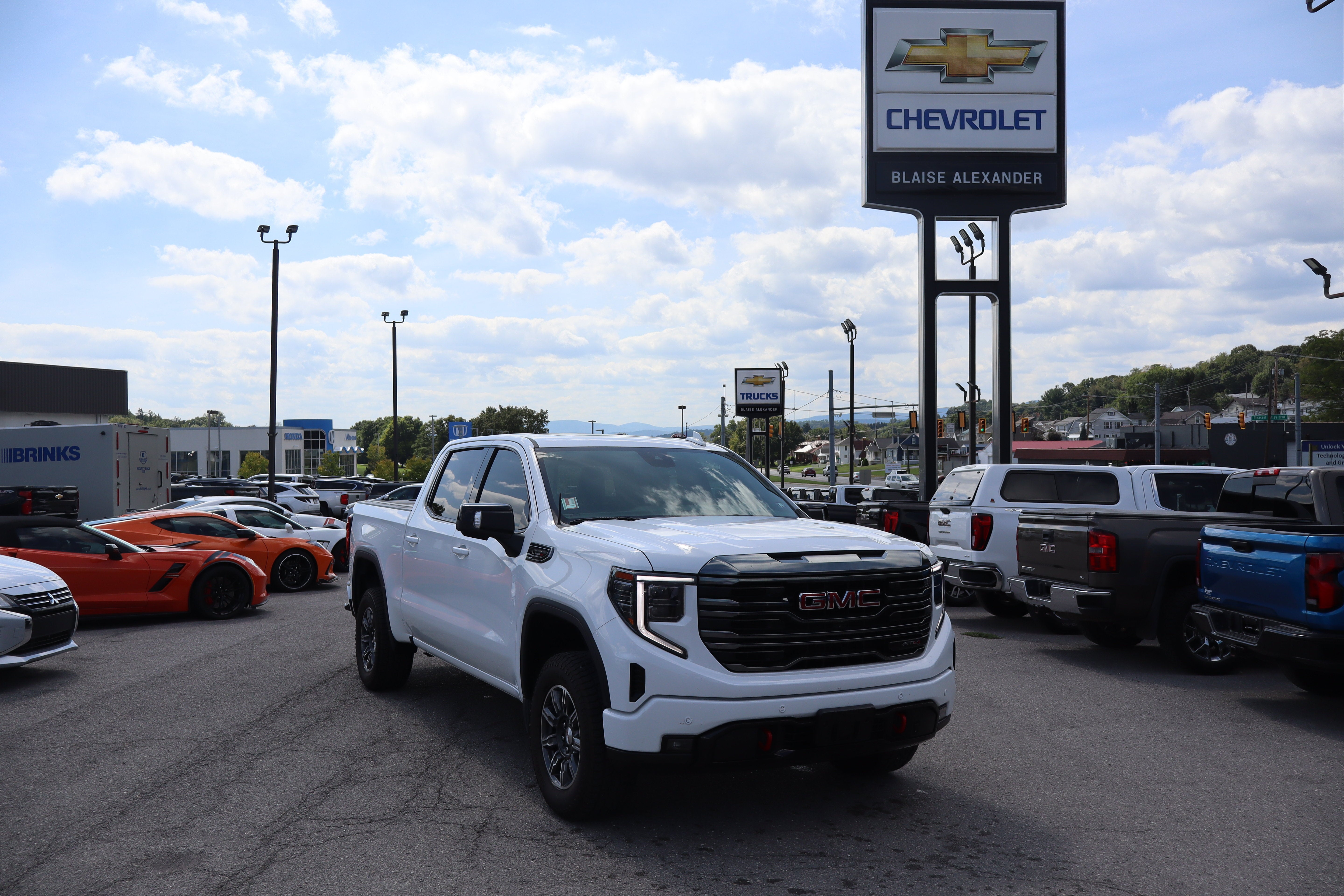 2024 GMC Sierra 1500 AT4