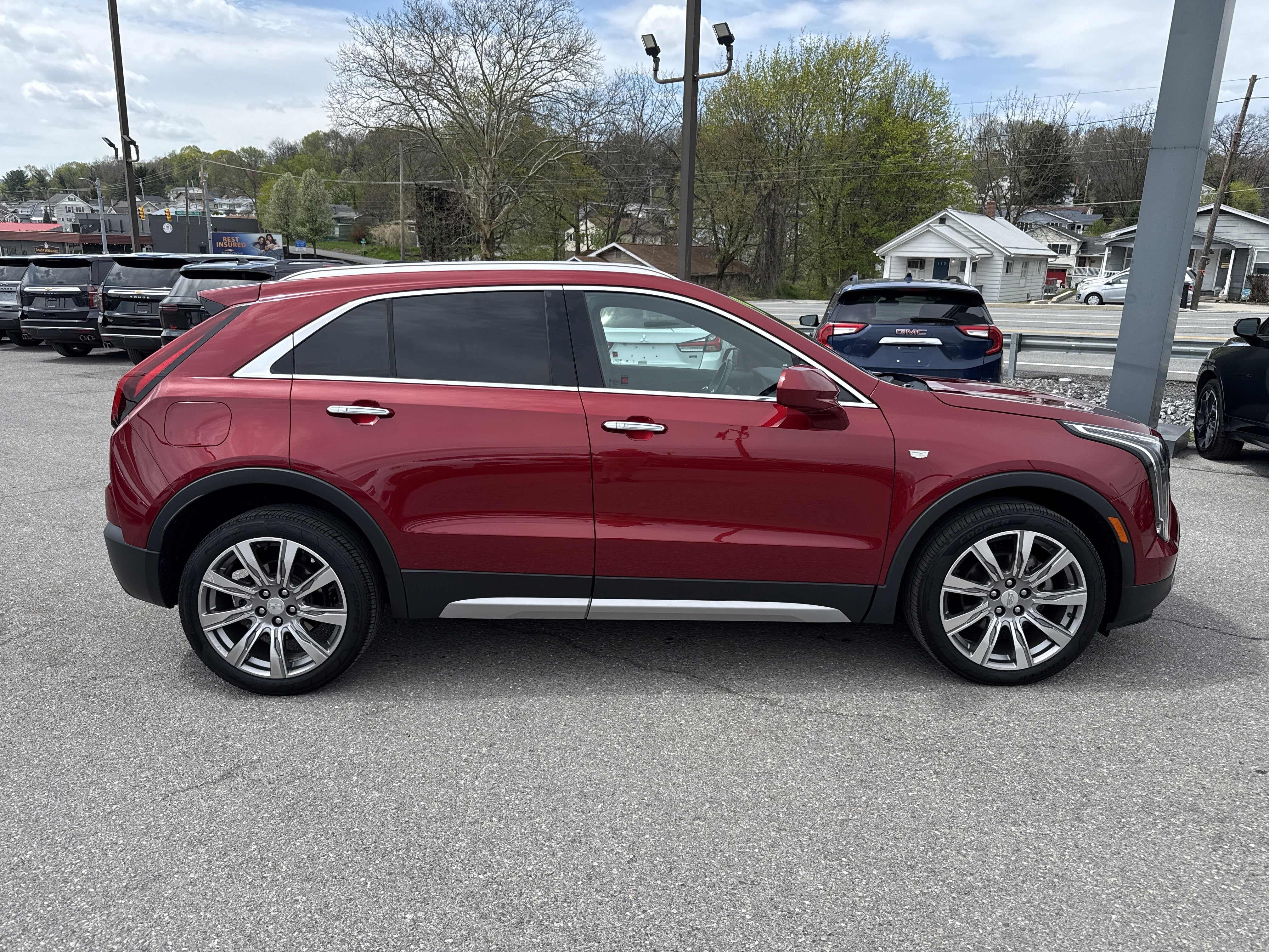 2019 Cadillac XT4 AWD Premium Luxury