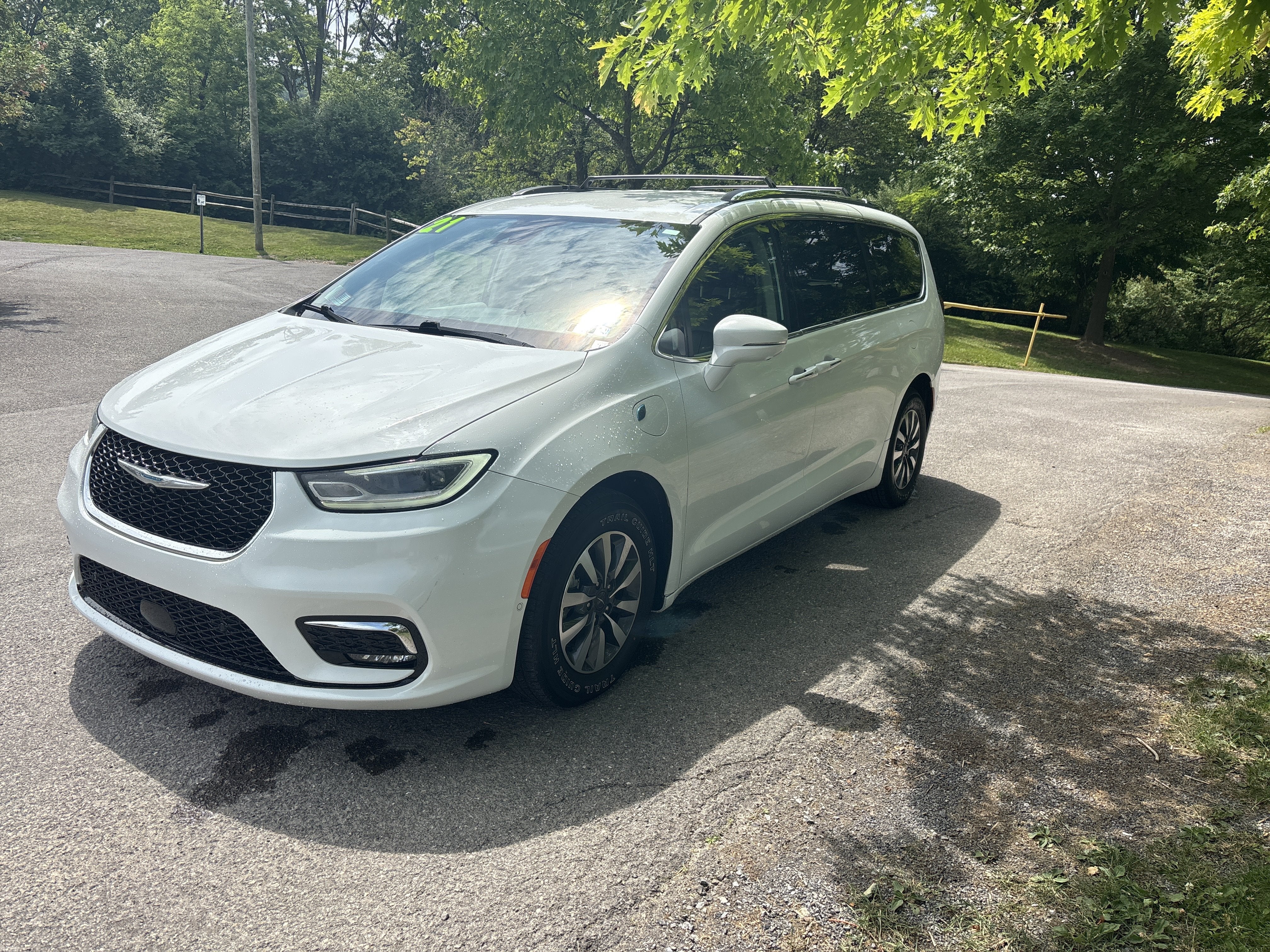 2021 Chrysler Pacifica Hybrid Touring L