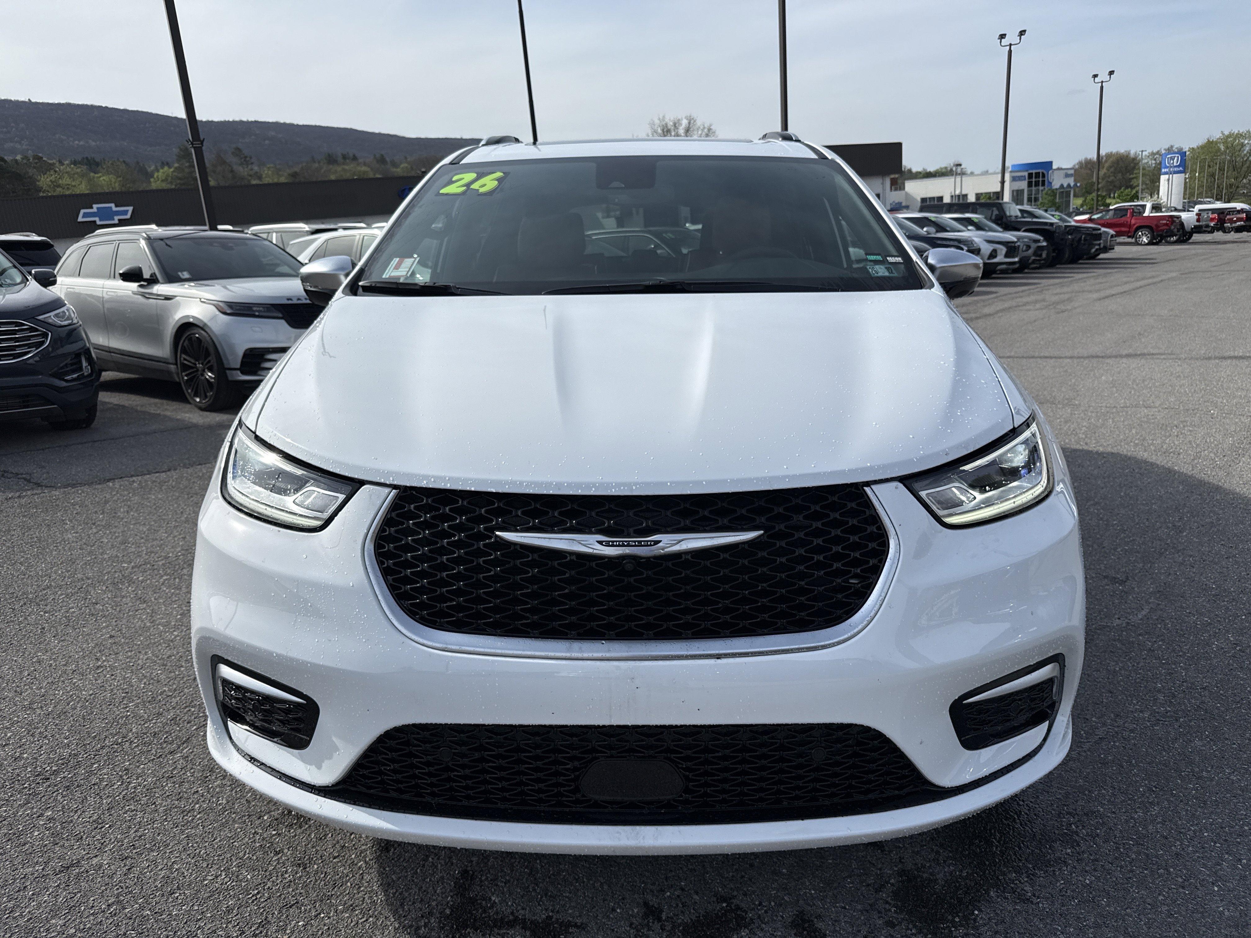 2026 Chrysler Pacifica Pinnacle