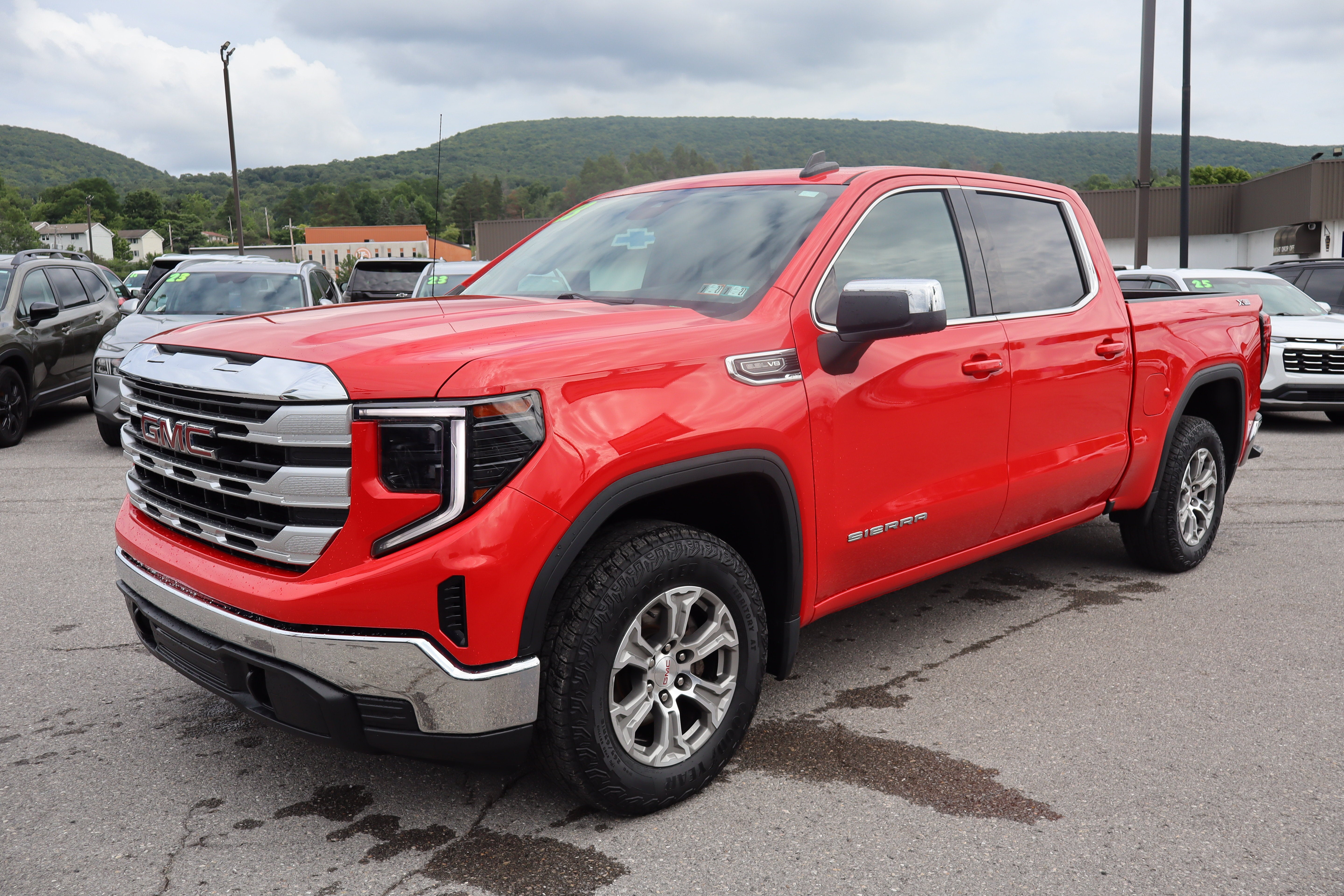 2023 GMC Sierra 1500 SLE