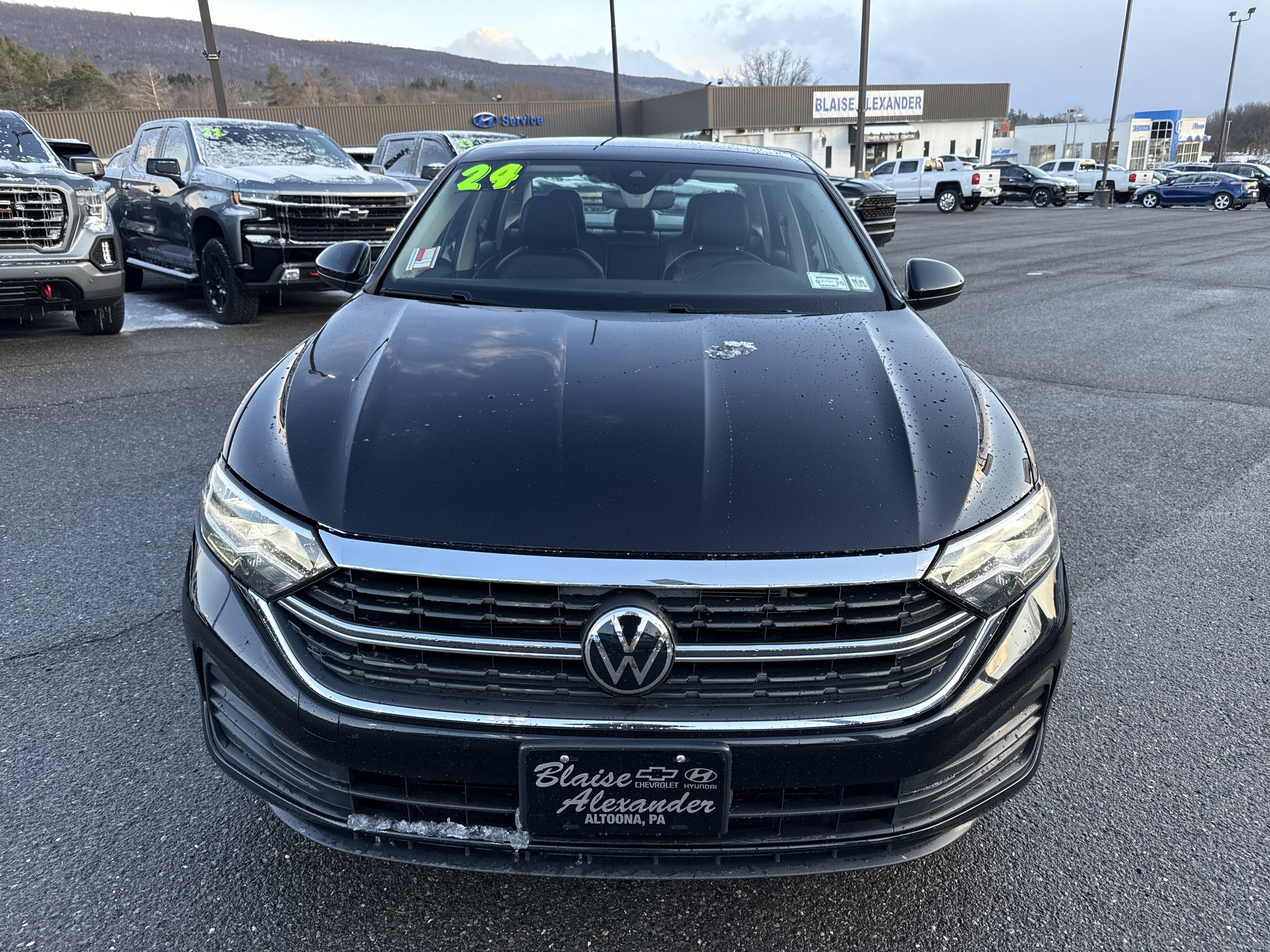 2024 Volkswagen Jetta SE